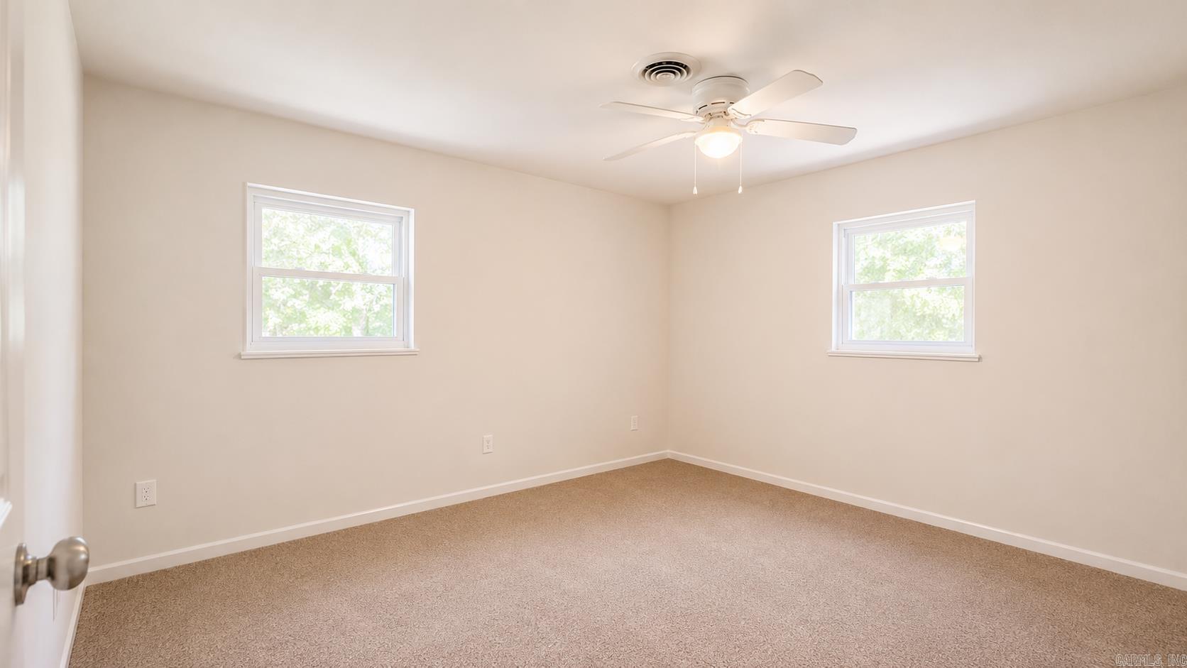 1111 Edgehill Drive Property Photo 9