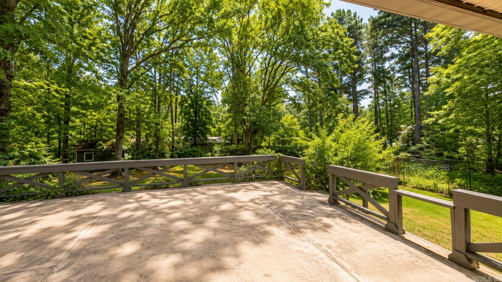 1111 Edgehill Drive Property Photo 16