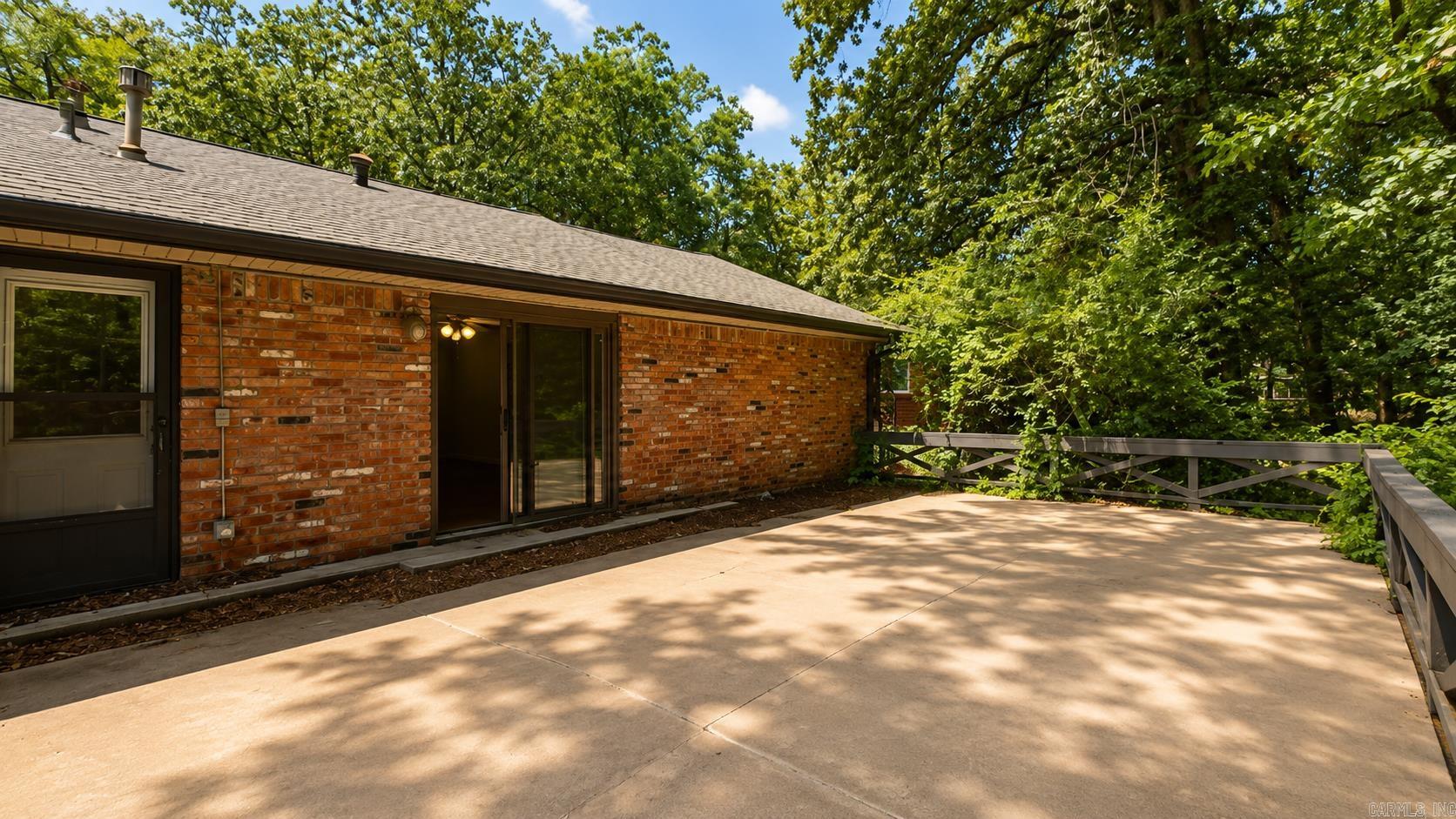 1111 Edgehill Drive Property Photo 18
