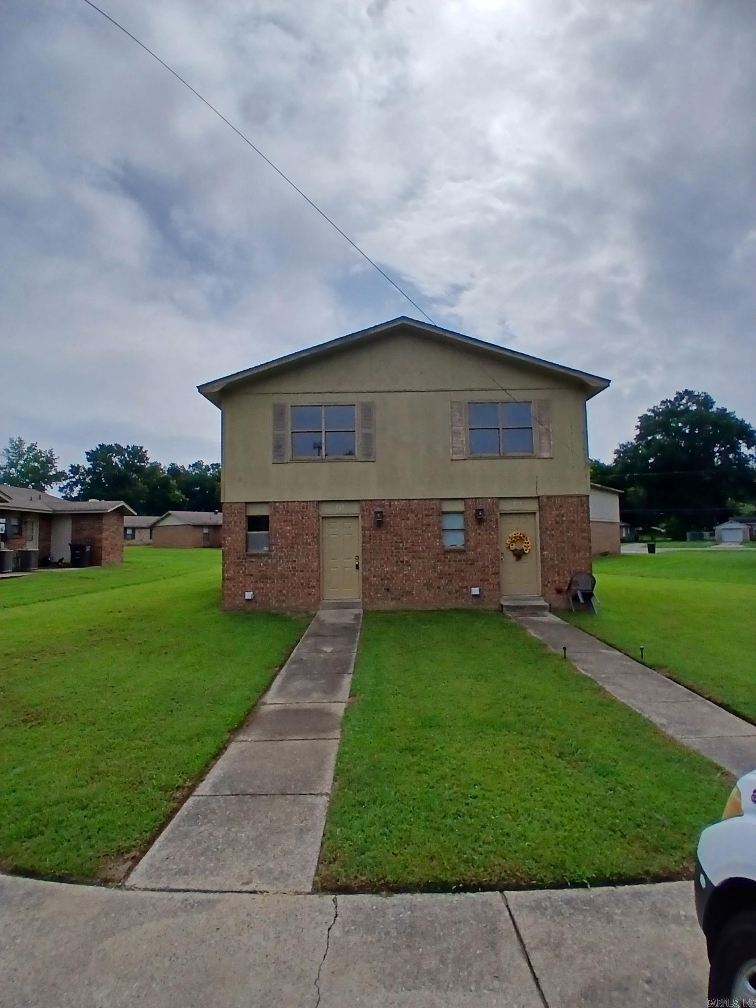 705 S. Spring Street Property Photo 1