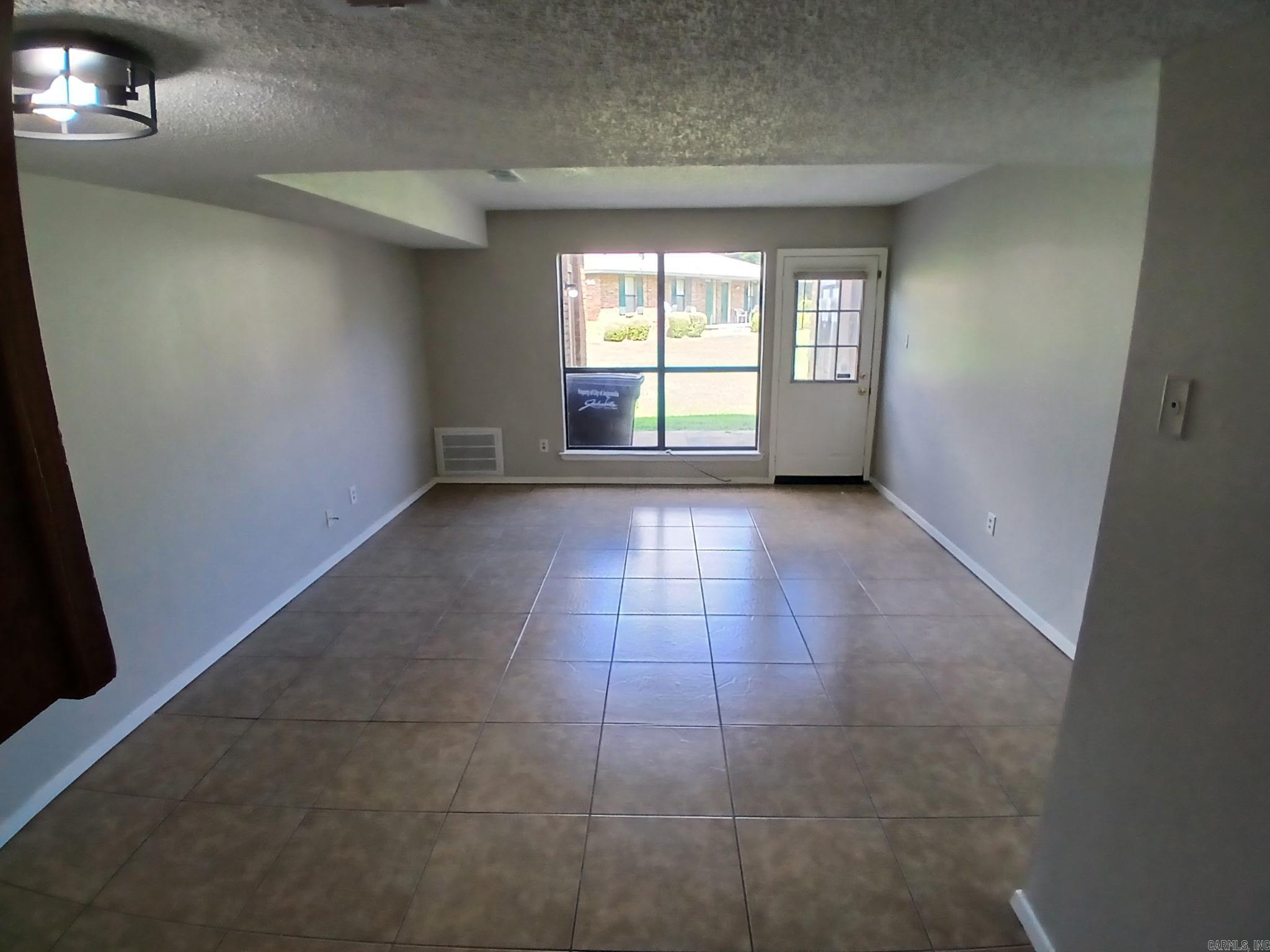 705 S. Spring Street Property Photo 3