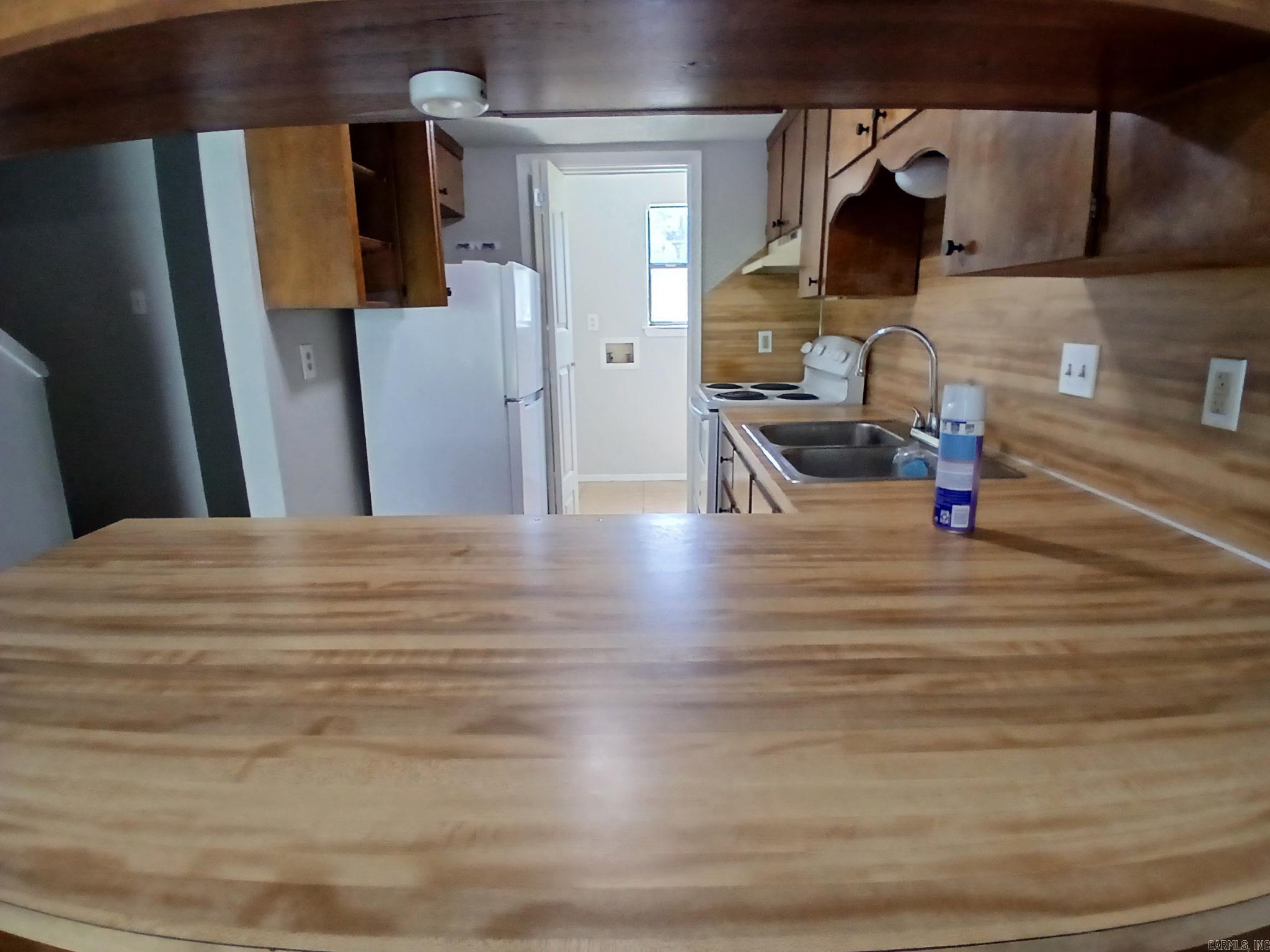 705 S. Spring Street Property Photo 5