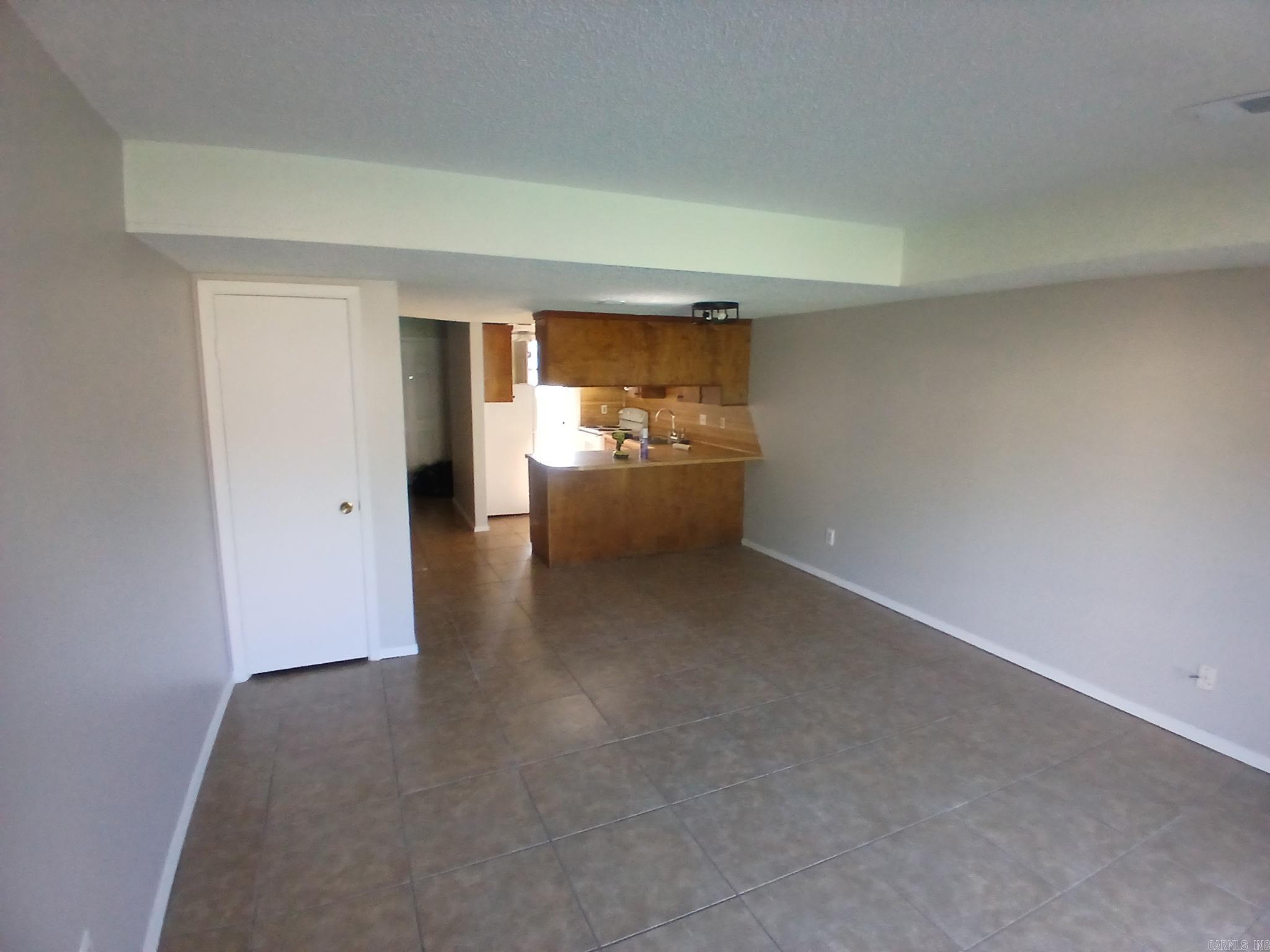 705 S. Spring Street Property Photo 7