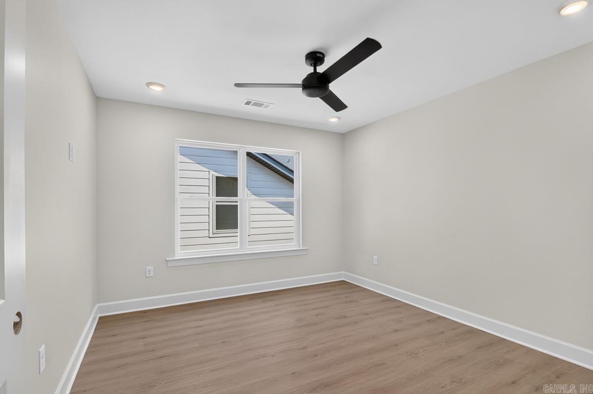 420 Gardens Lane Property Photo 34