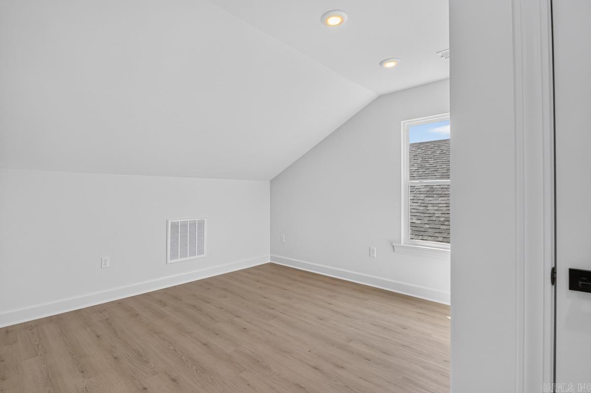420 Gardens Lane Property Photo 36