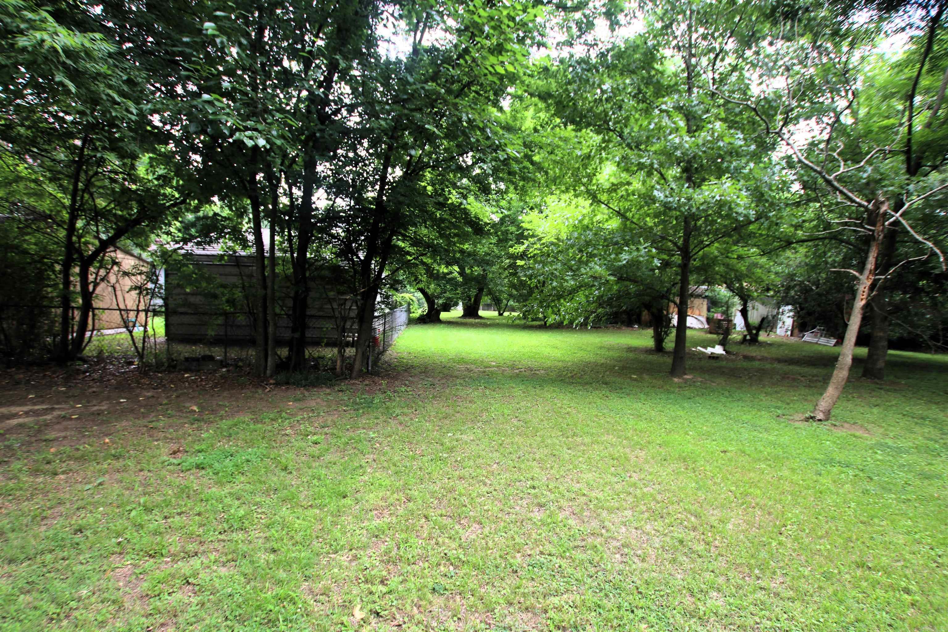 101 Moore Street Property Photo 14
