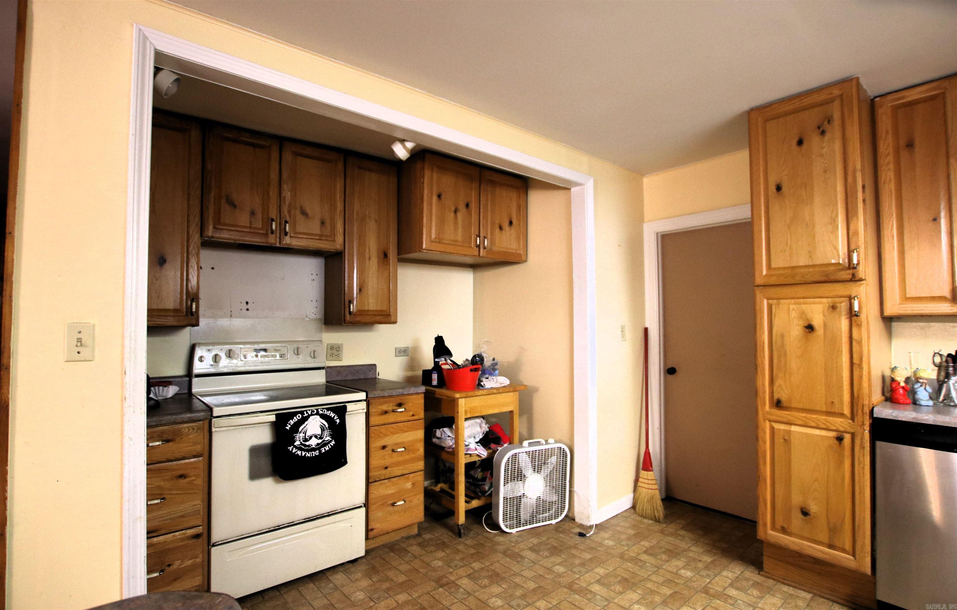 101 Moore Street Property Photo 27