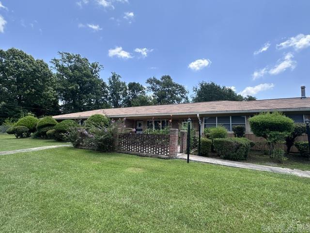 2143 N Wyatt Drive Property Photo 5
