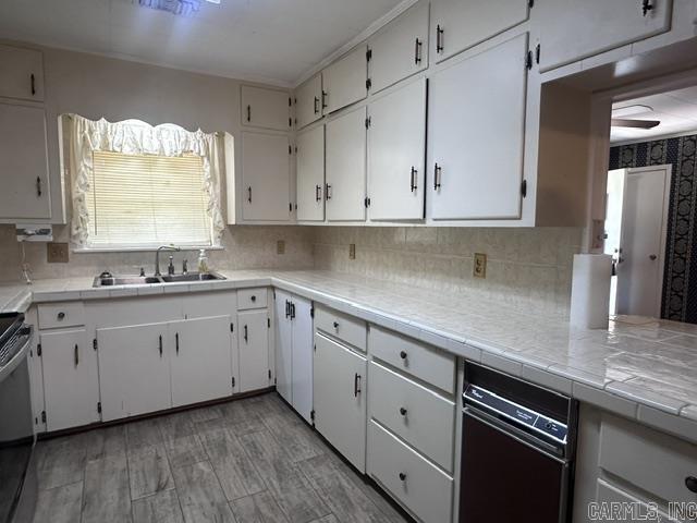 2143 N Wyatt Drive Property Photo 31