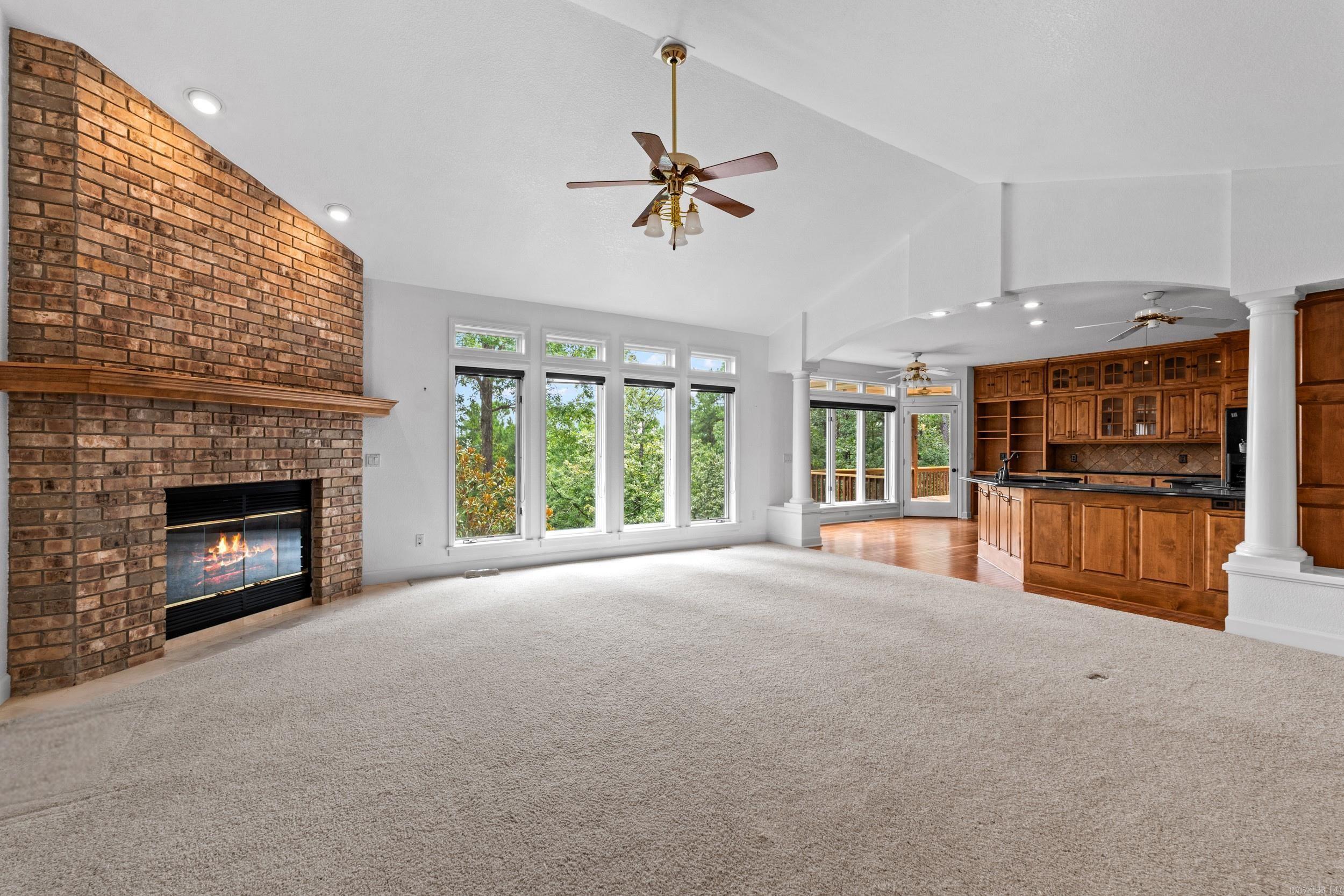 35 Derecho Way Property Photo 5
