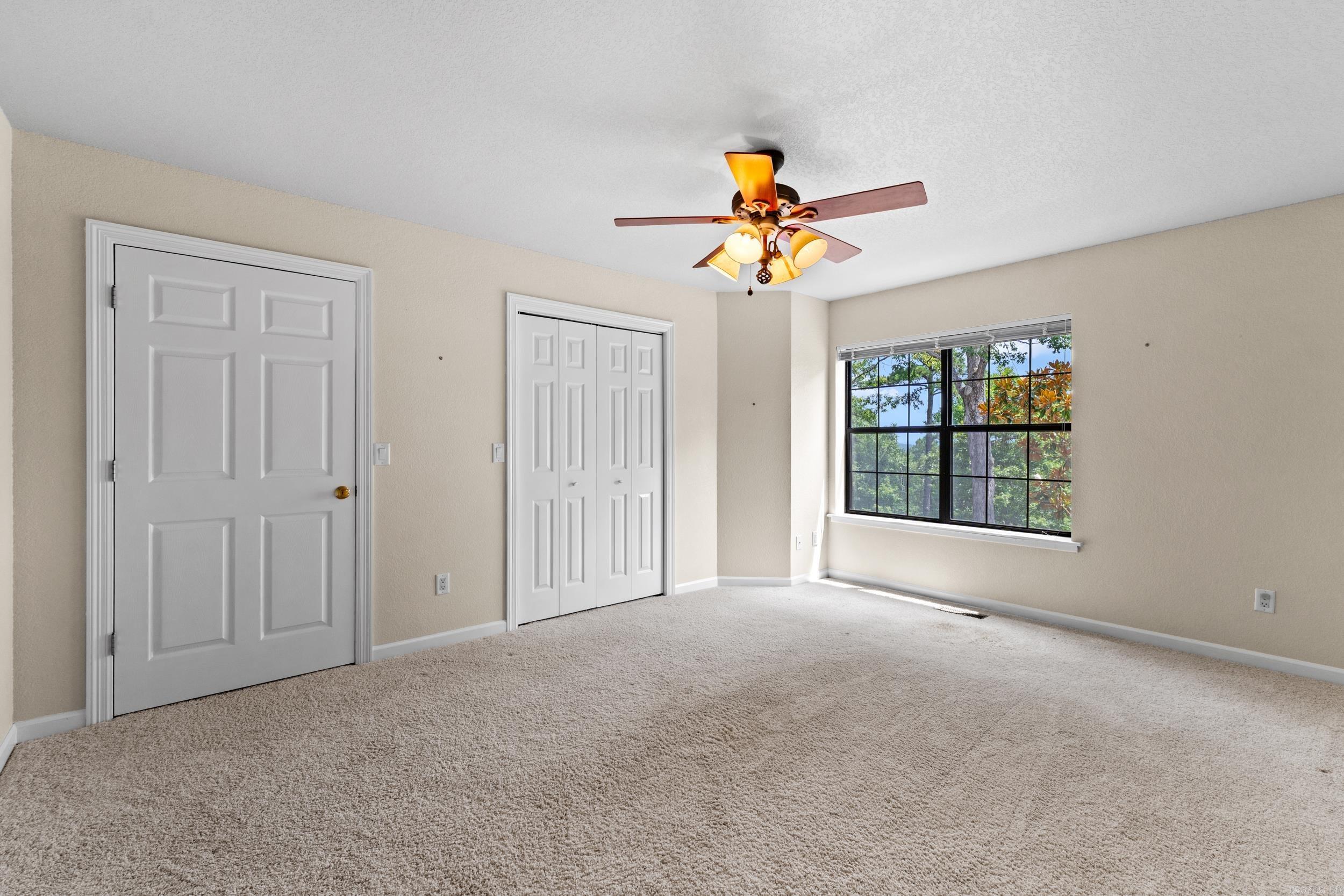 35 Derecho Way Property Photo 28