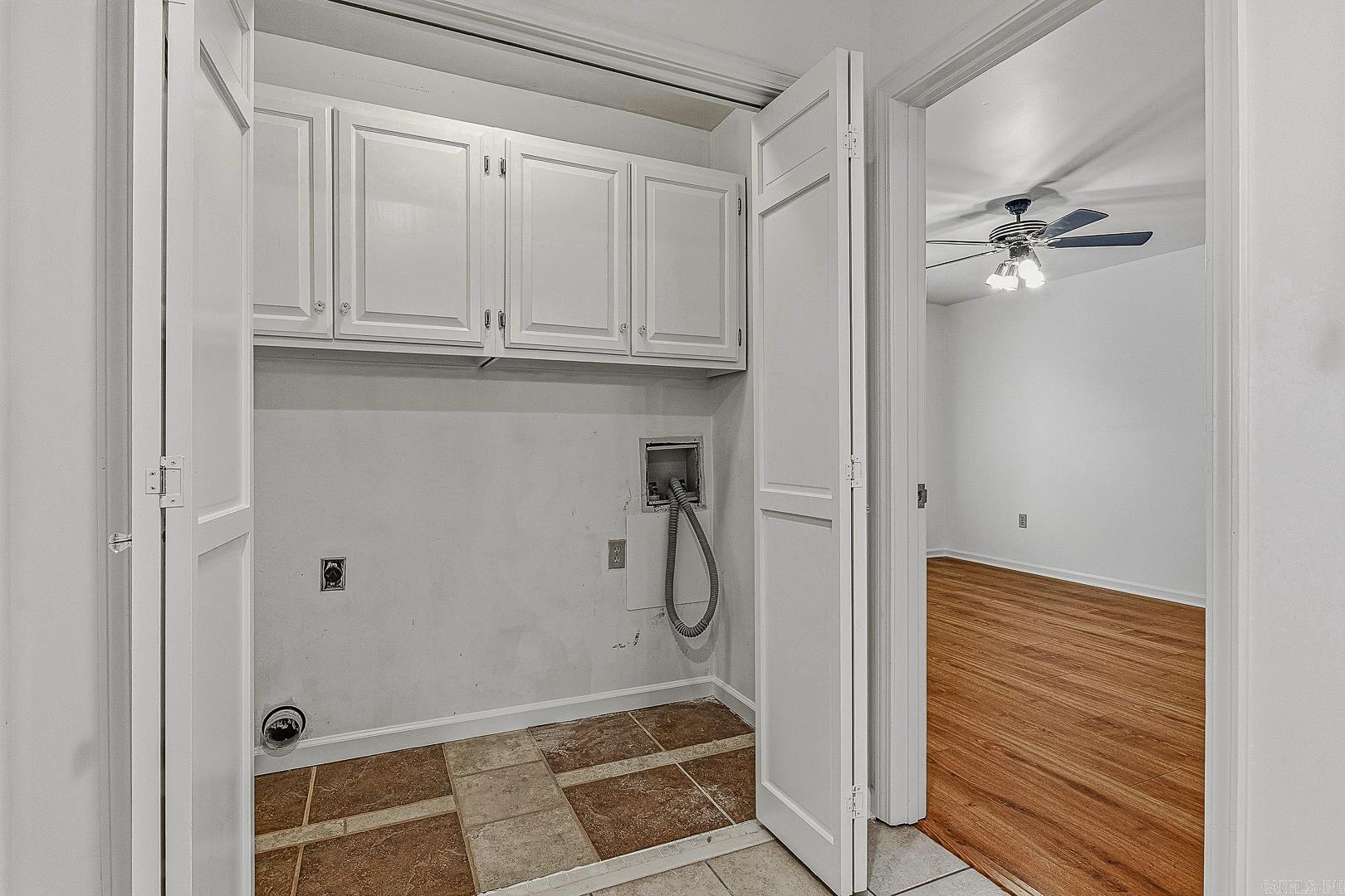 2607 Greenbriar Property Photo 28