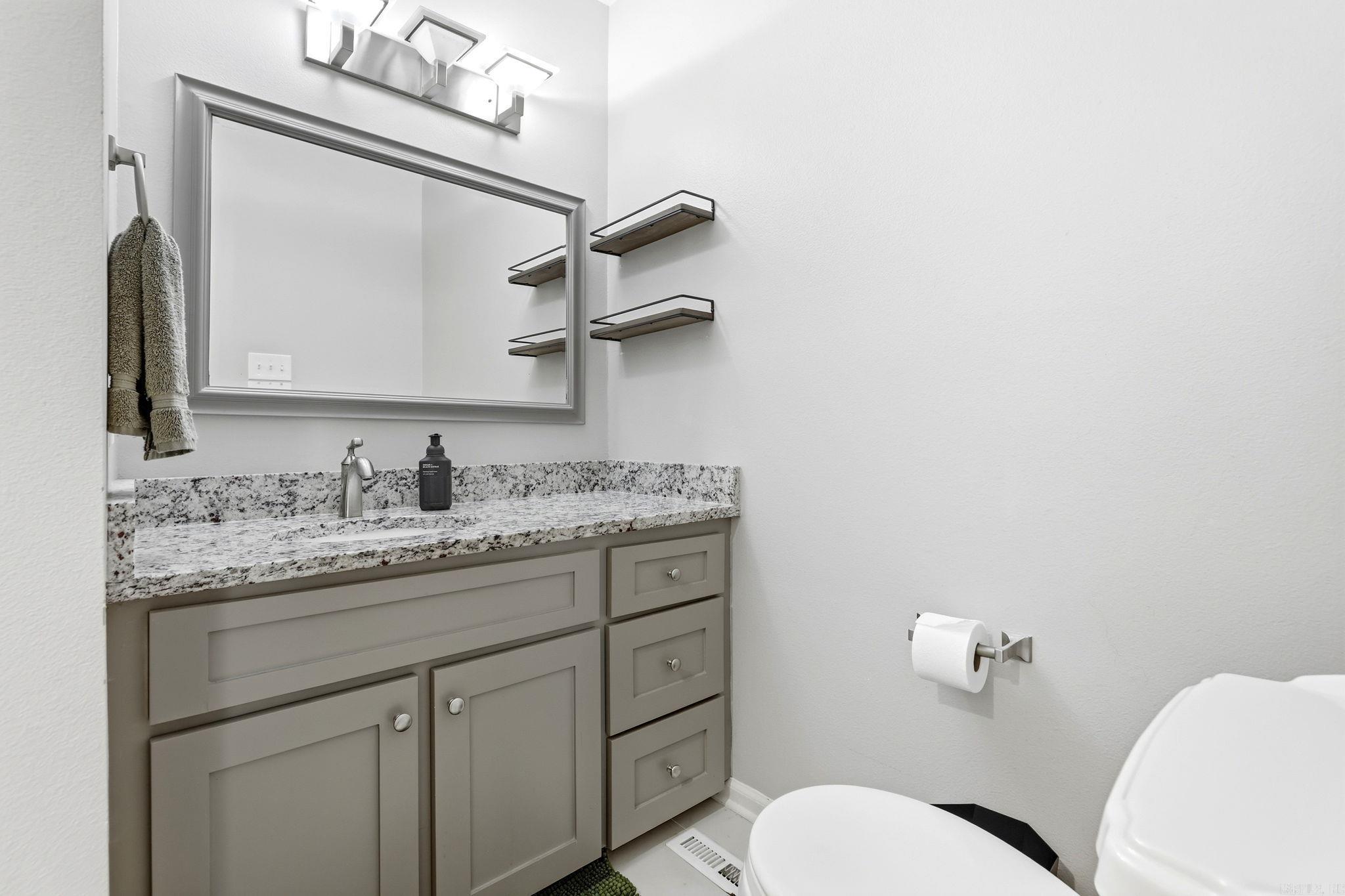 12815 Saint Charles Boulevard Property Photo 23