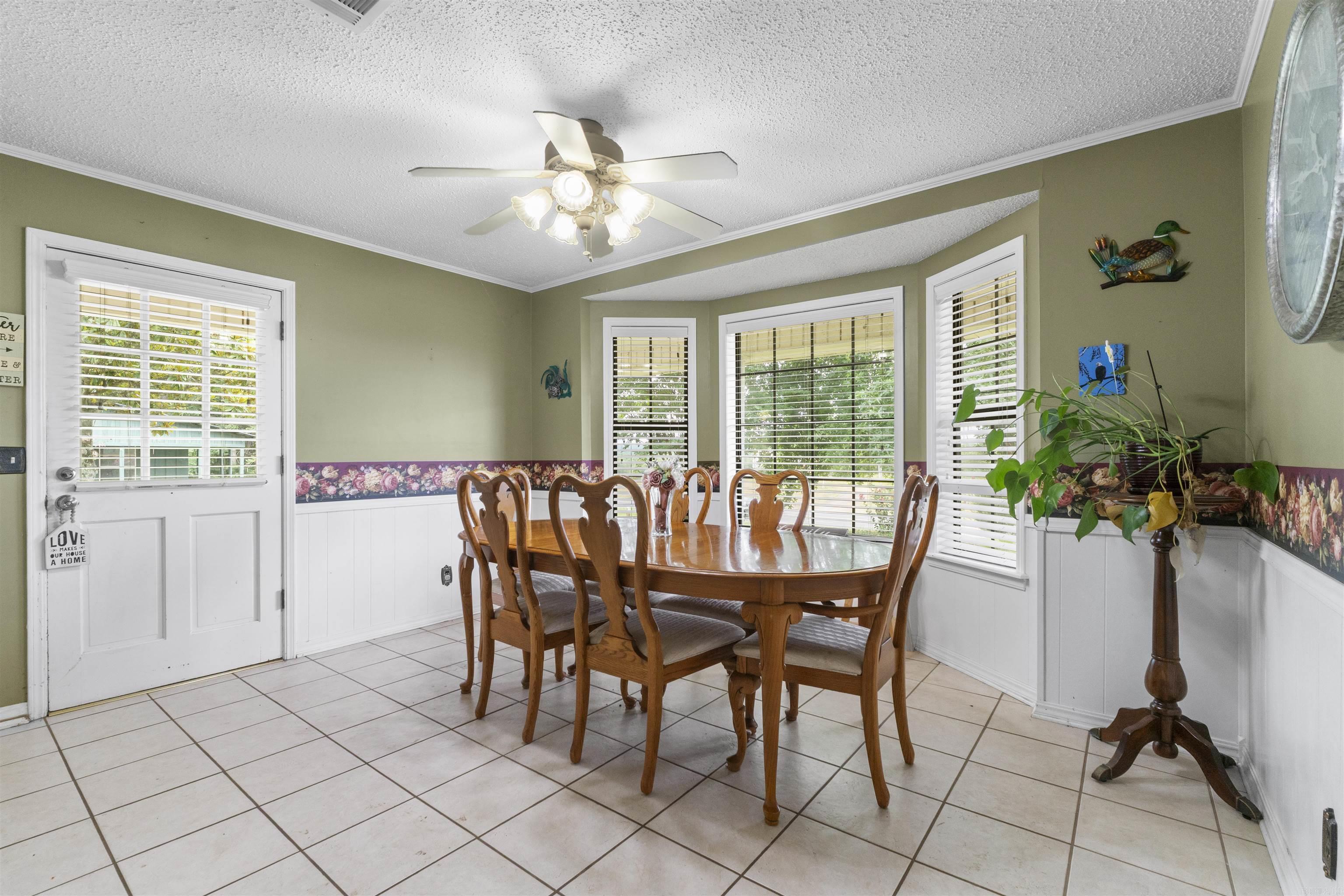 7665 Market Property Photo 14