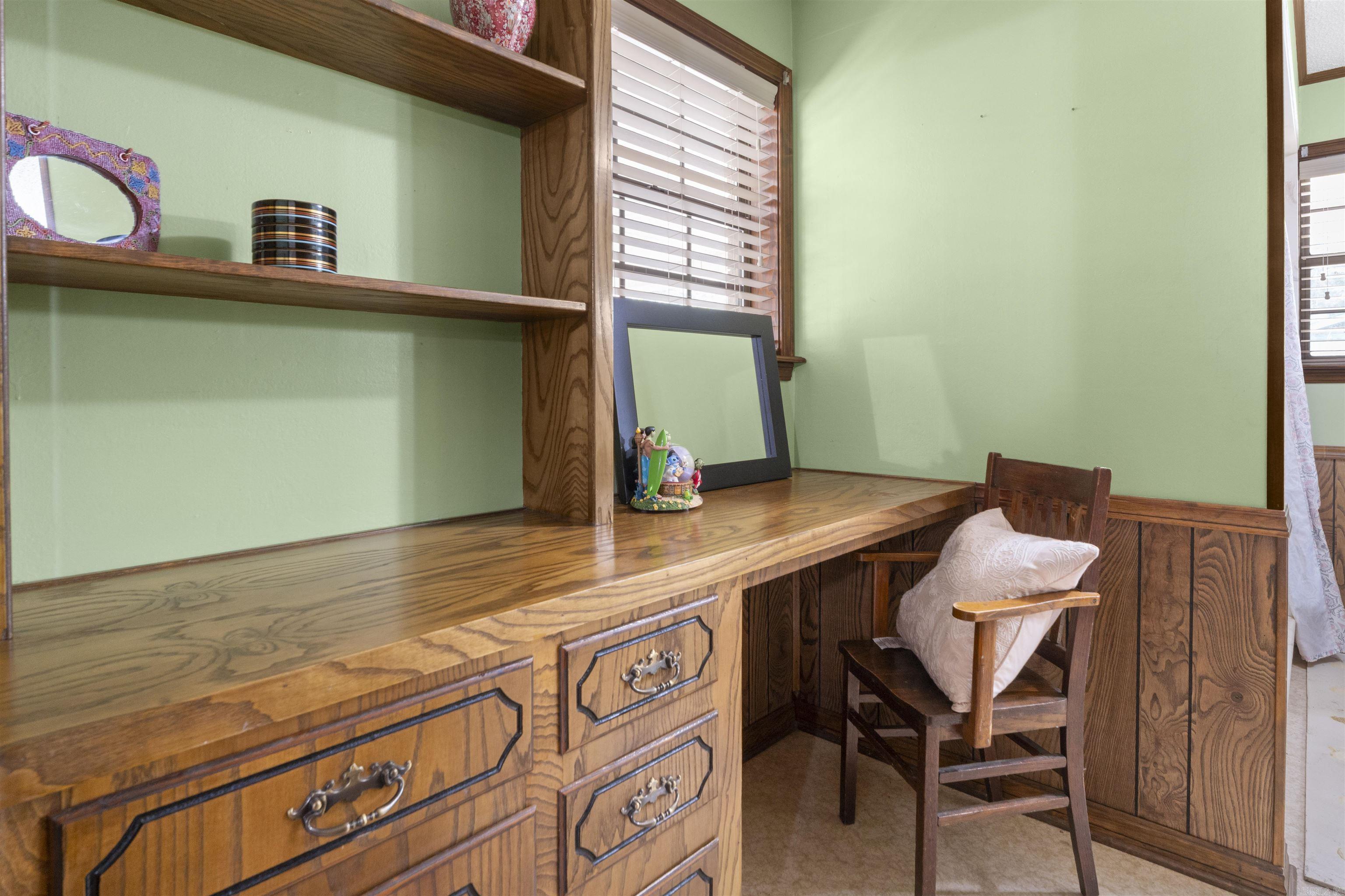 7665 Market Property Photo 26