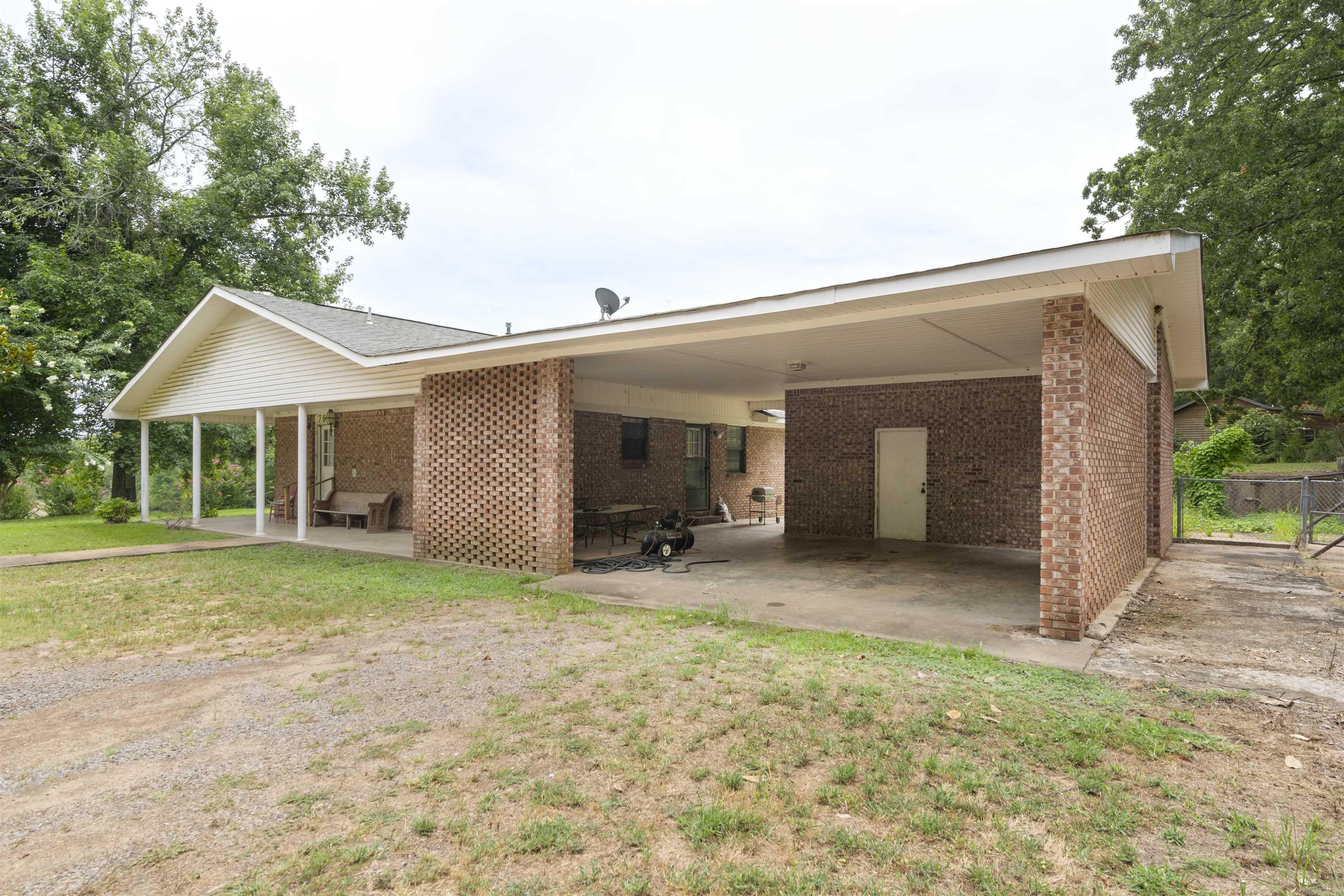 7665 Market Property Photo 31