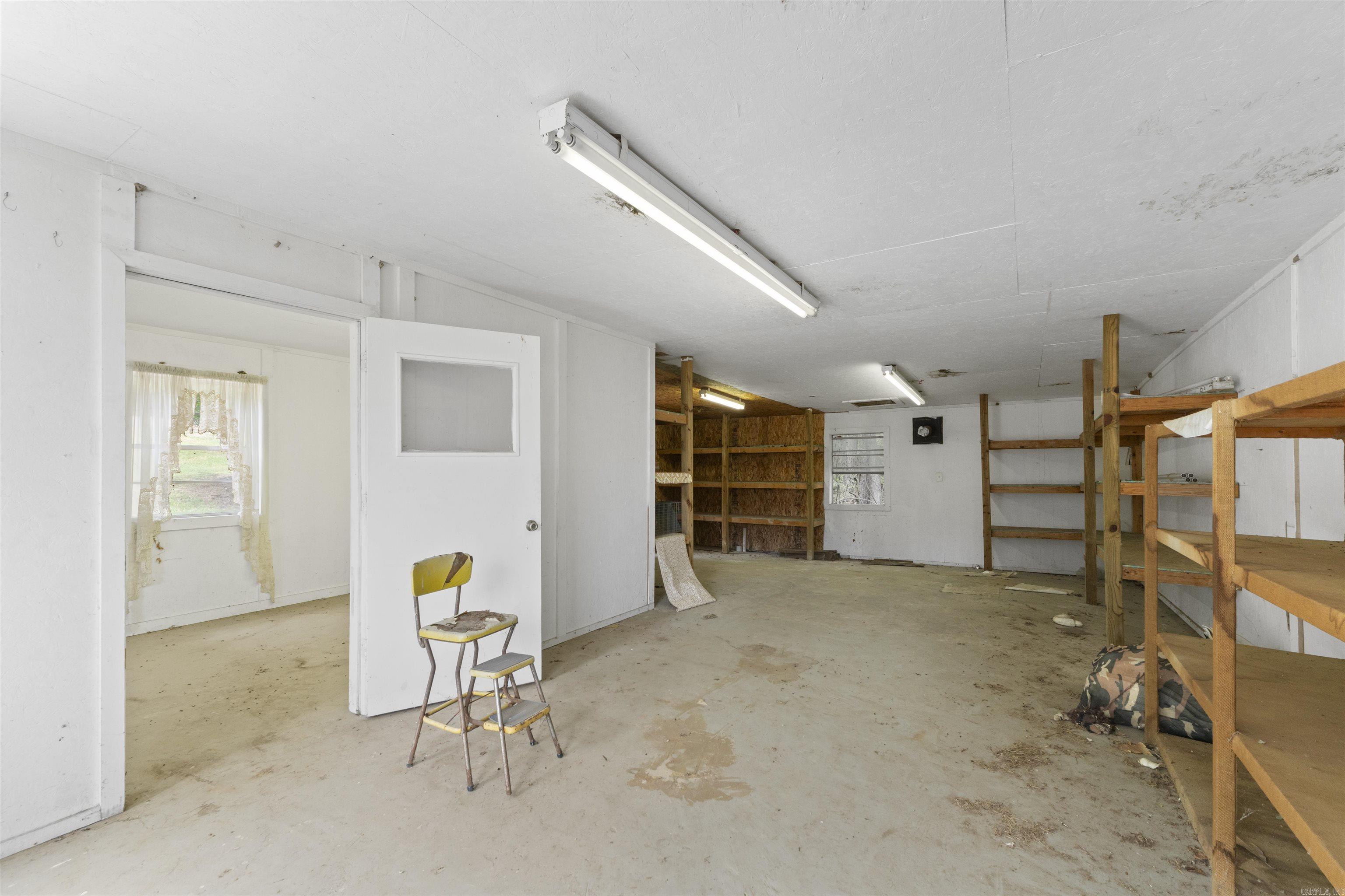 7665 Market Property Photo 35