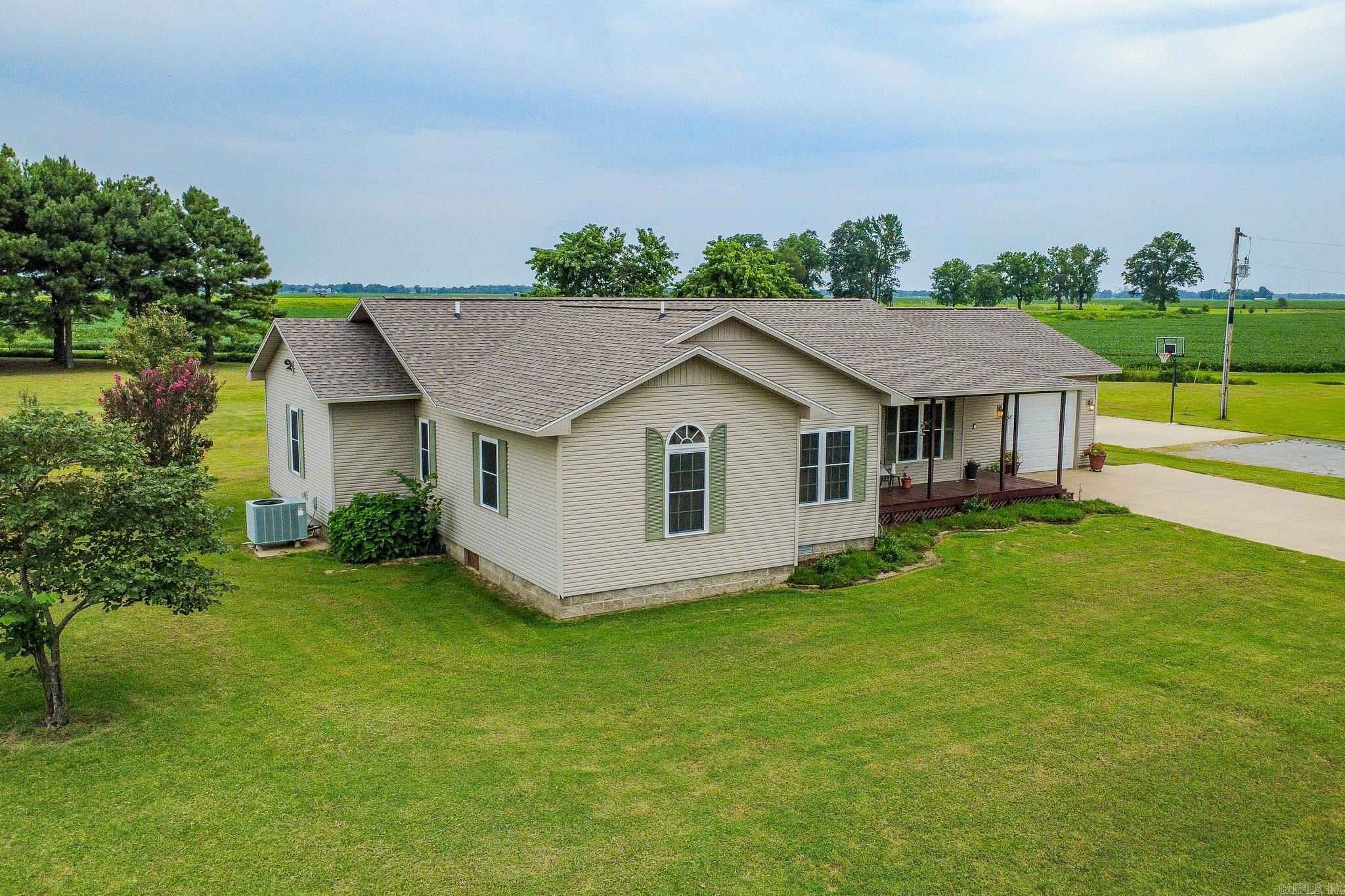 6292 Hwy 67 Property Photo 2