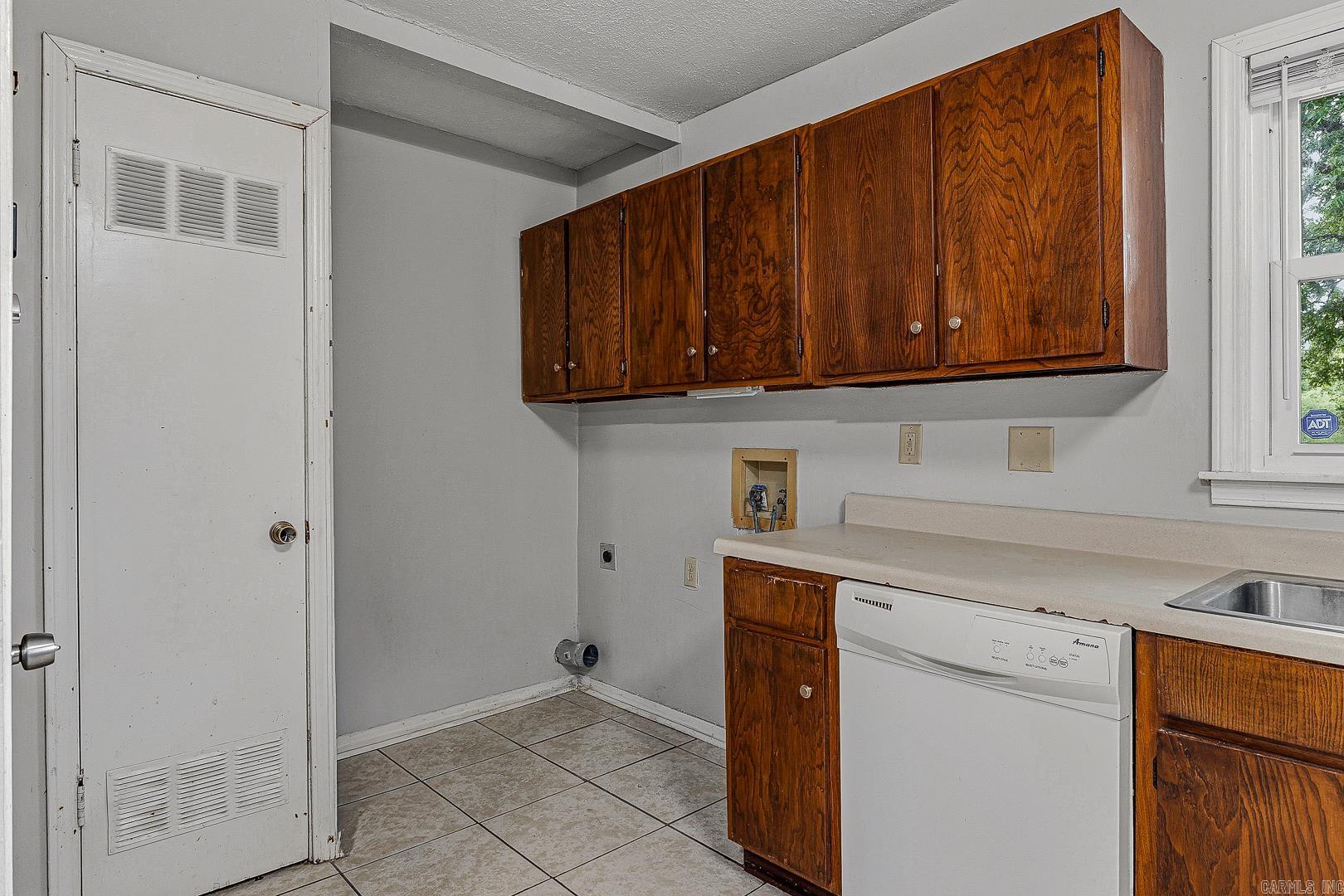 1721 Westwood Drive Property Photo 8