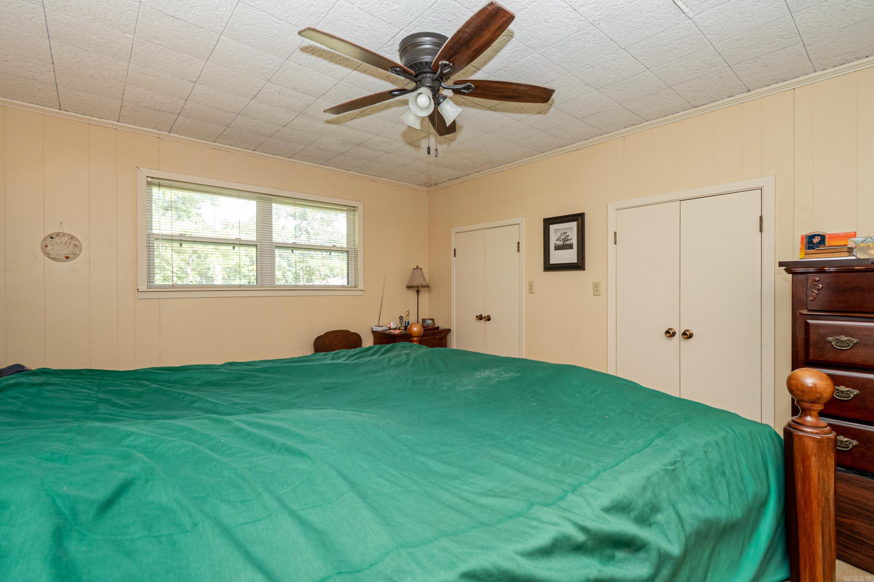 1717 Pineview Property Photo 9