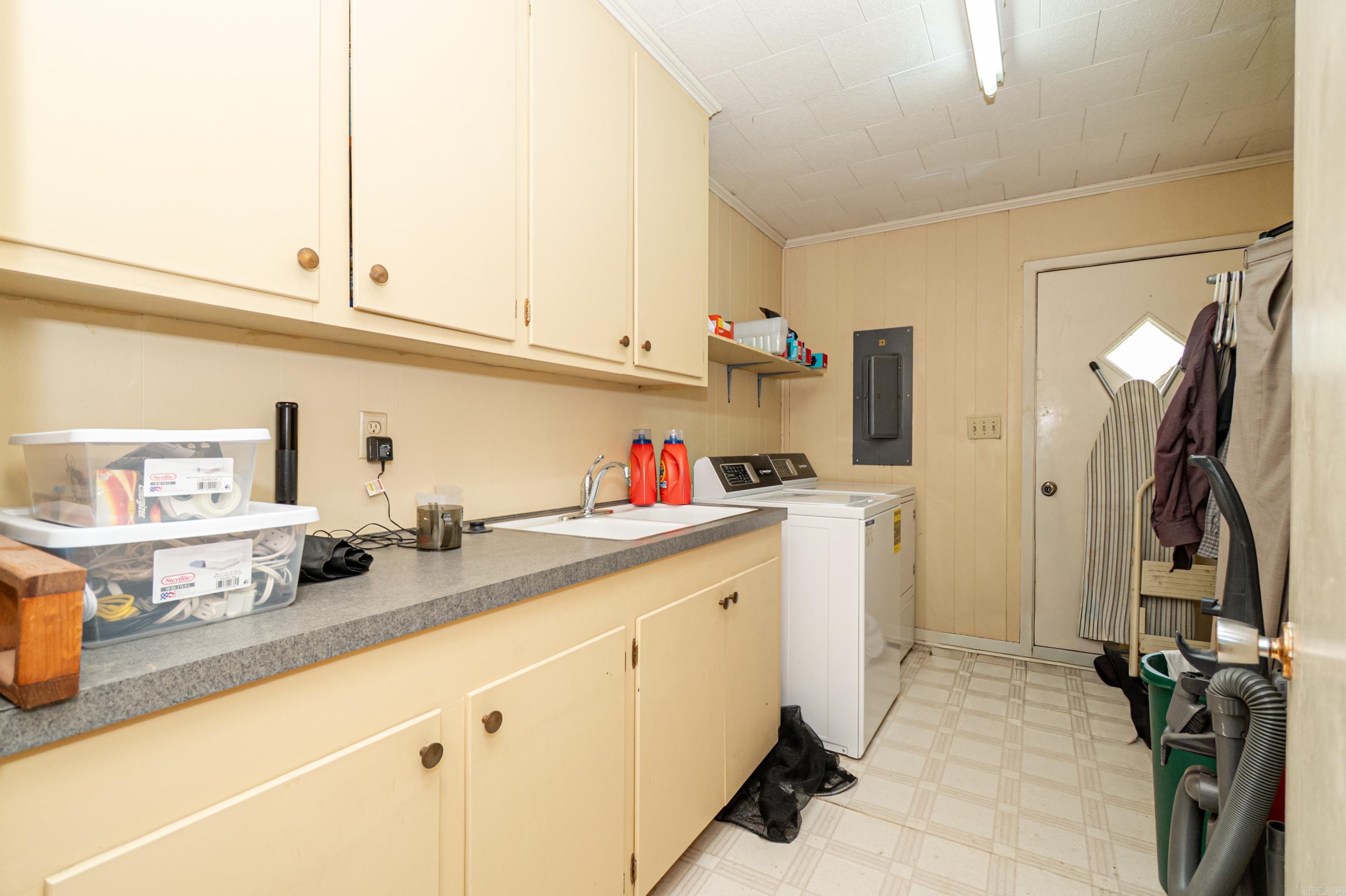 1717 Pineview Property Photo 11