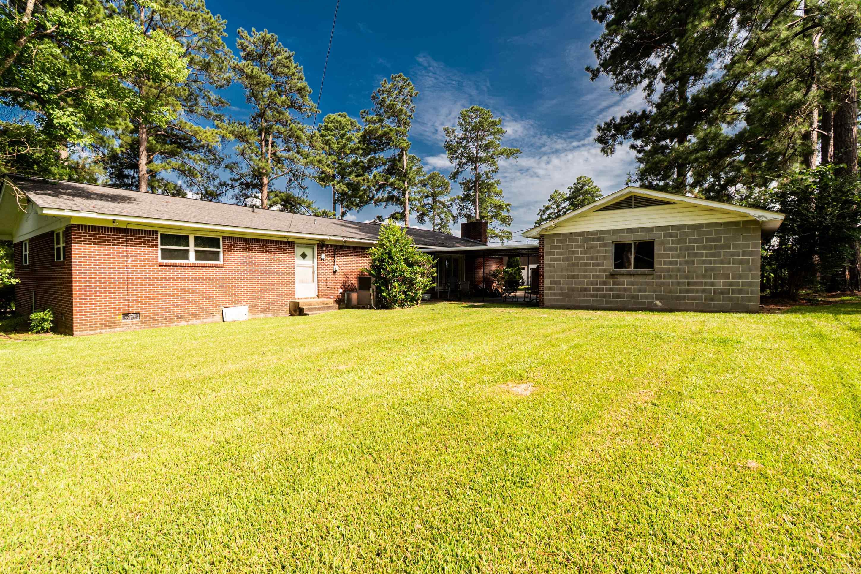 1717 Pineview Property Photo 16