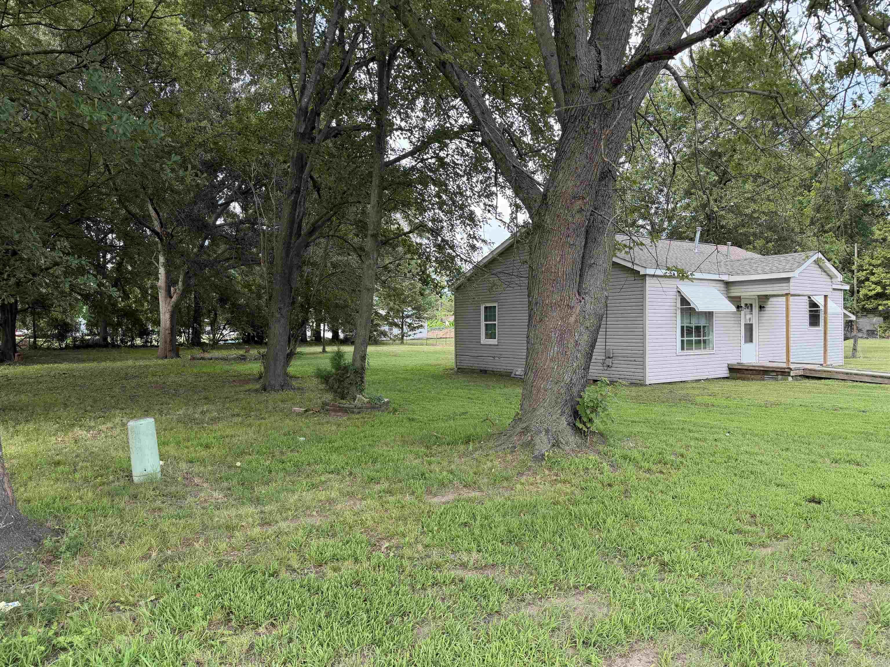 404 Elm Street Property Photo 11