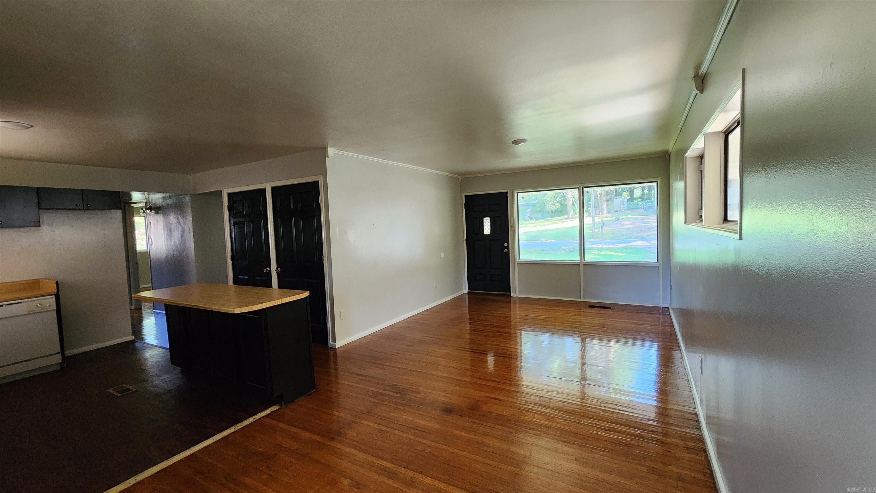 2 Southmont Drive Property Photo 3