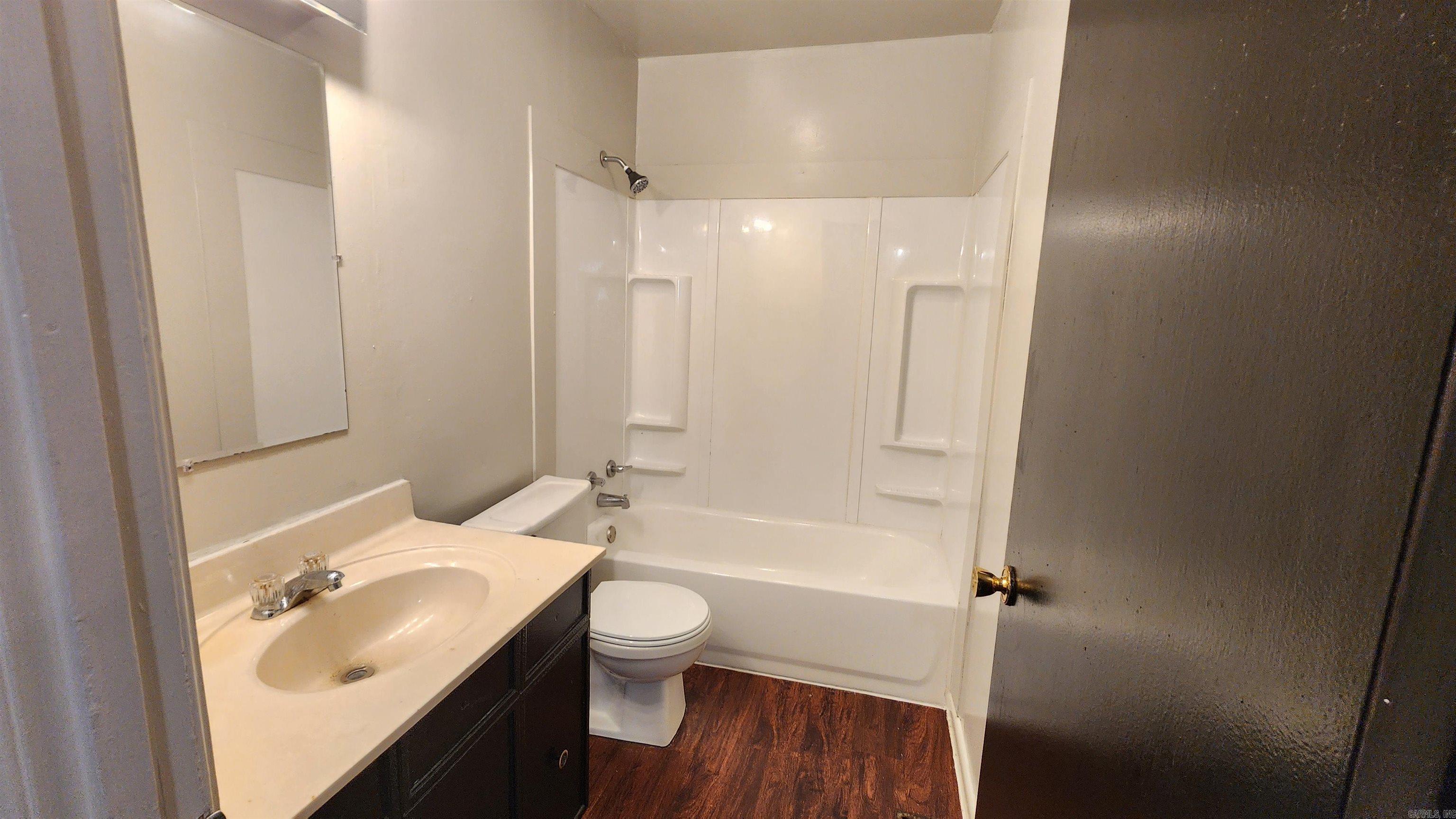 2 Southmont Drive Property Photo 12