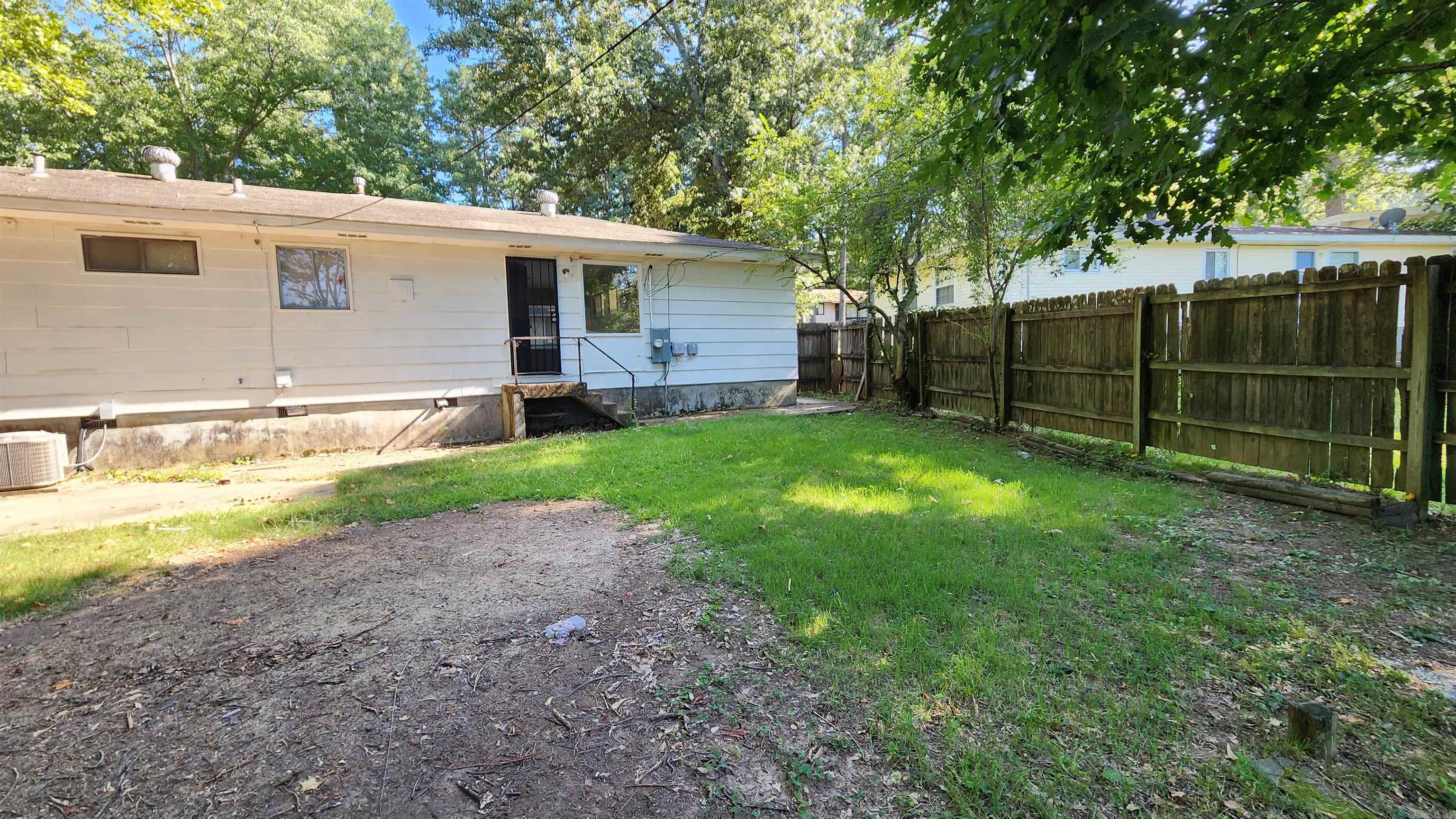 2 Southmont Drive Property Photo 20