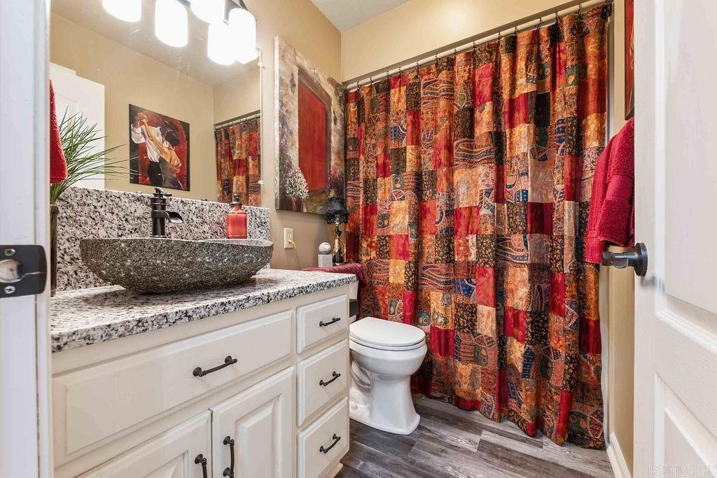 1010 Huntington Place Property Photo 44