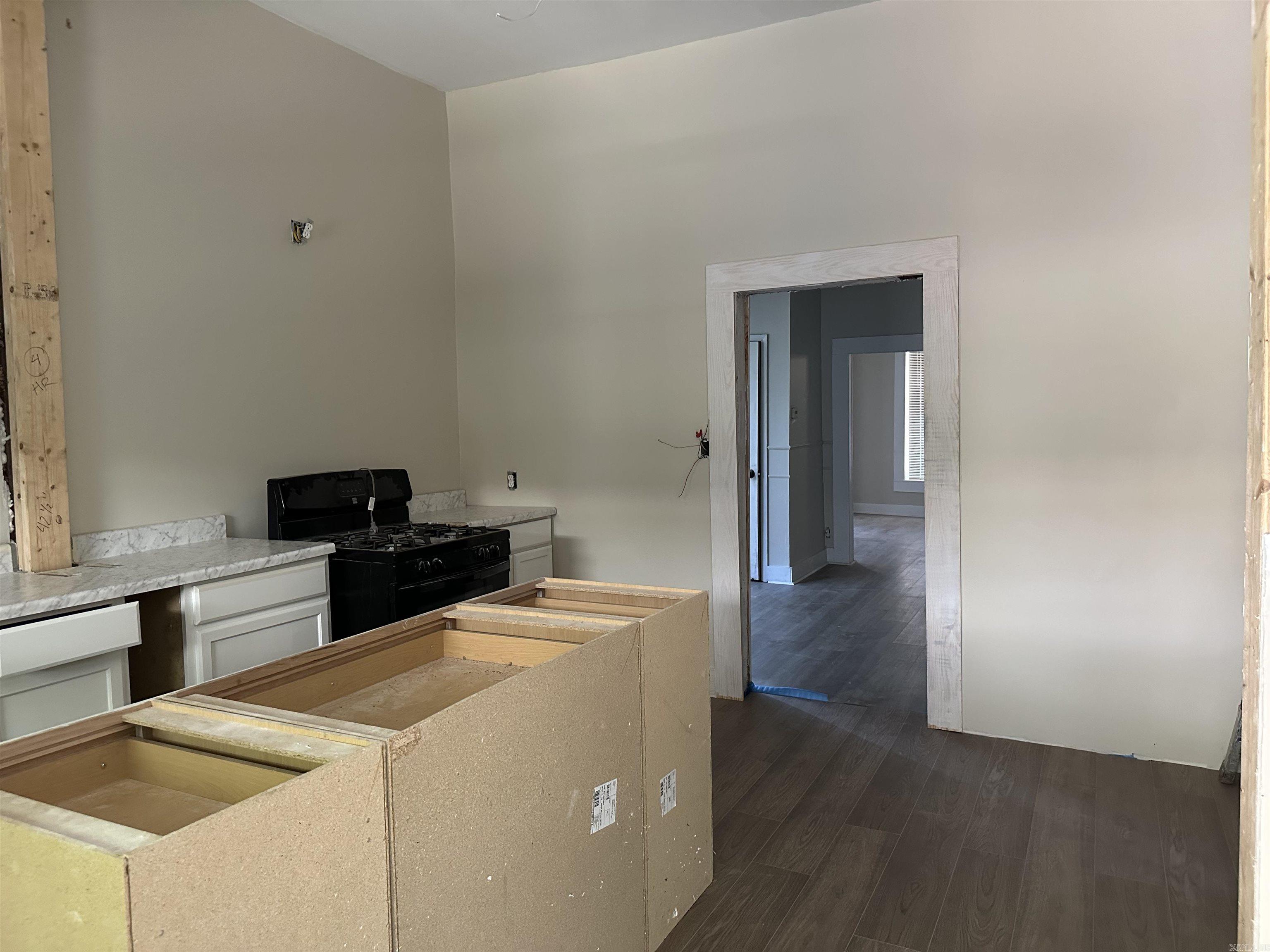 1104 School Street Property Photo 7