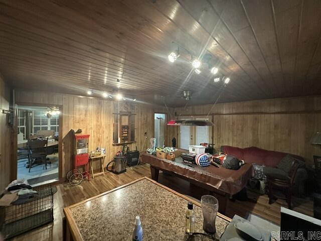 225 Kildee Rd Property Photo 12