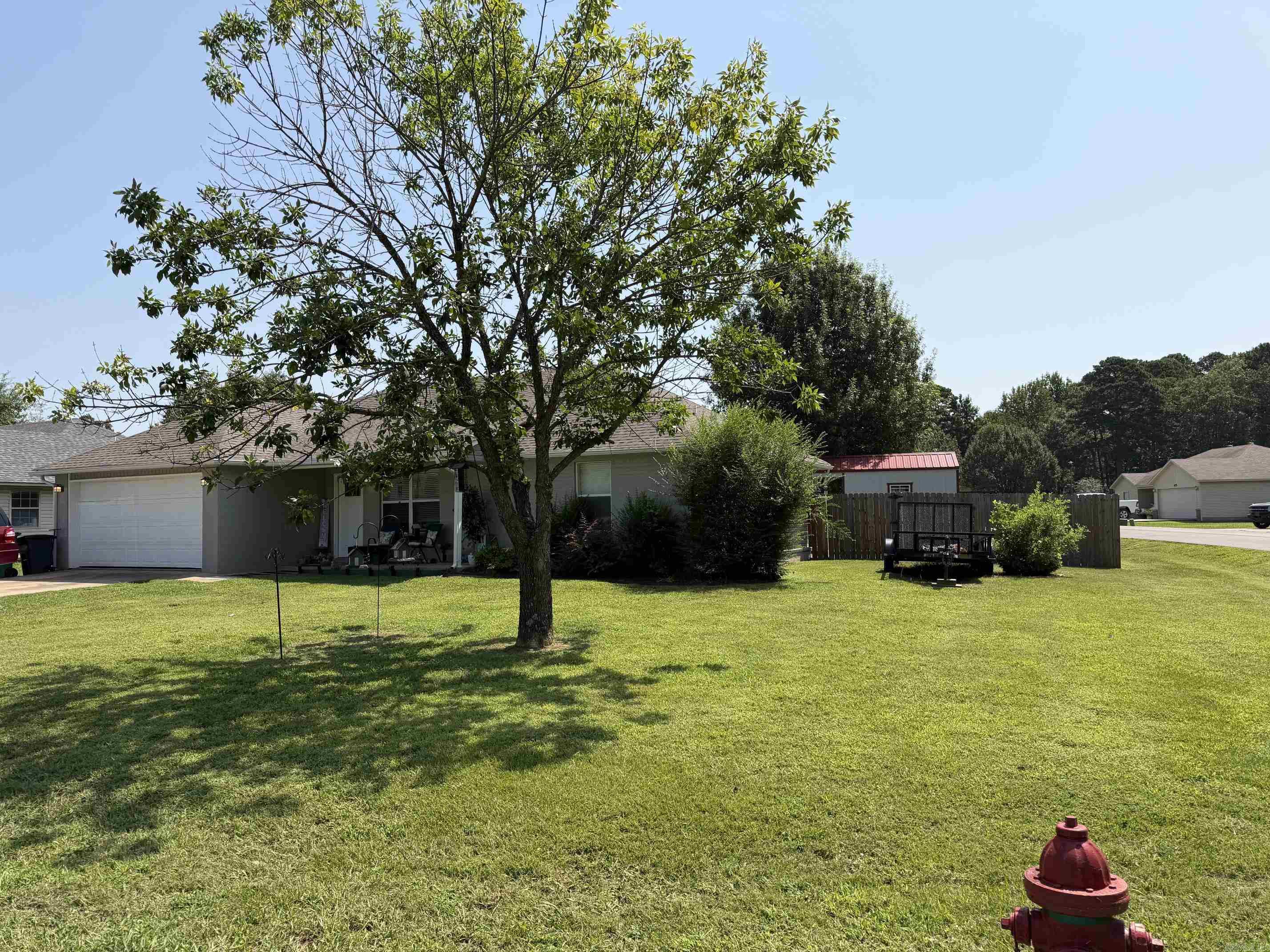 409 Atoka Property Photo 3