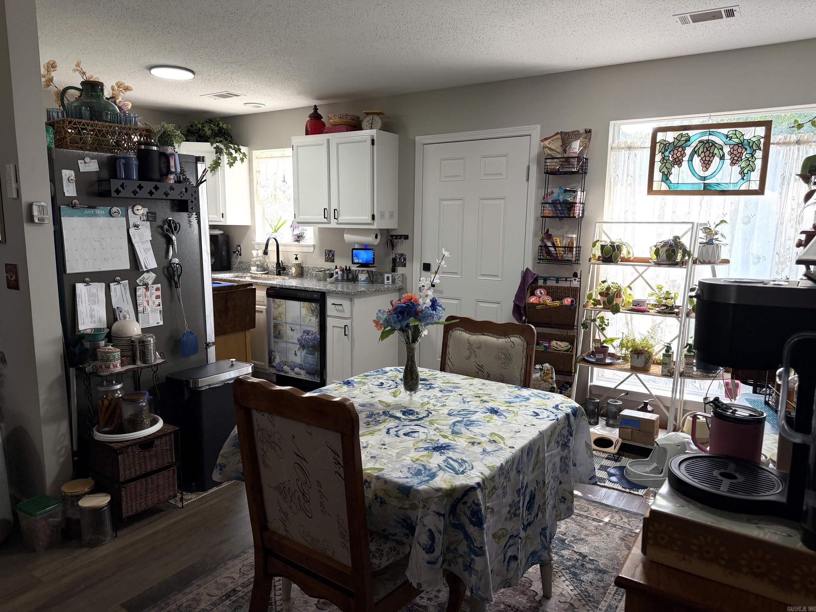 409 Atoka Property Photo 17
