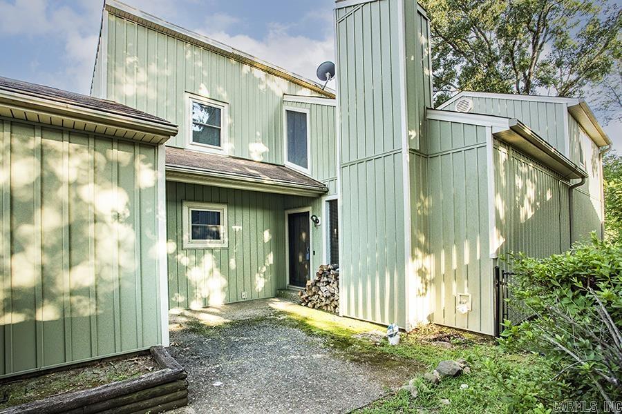 1513 Pickering Property Photo 1