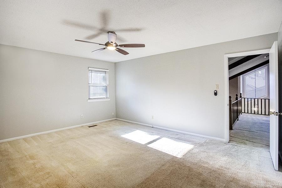 1513 Pickering Property Photo 31
