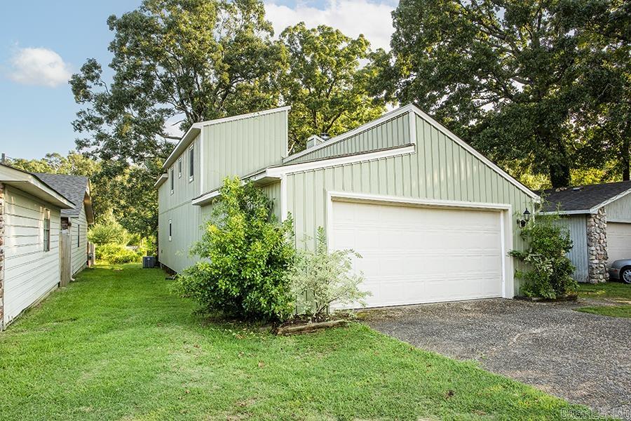1513 Pickering Property Photo 45