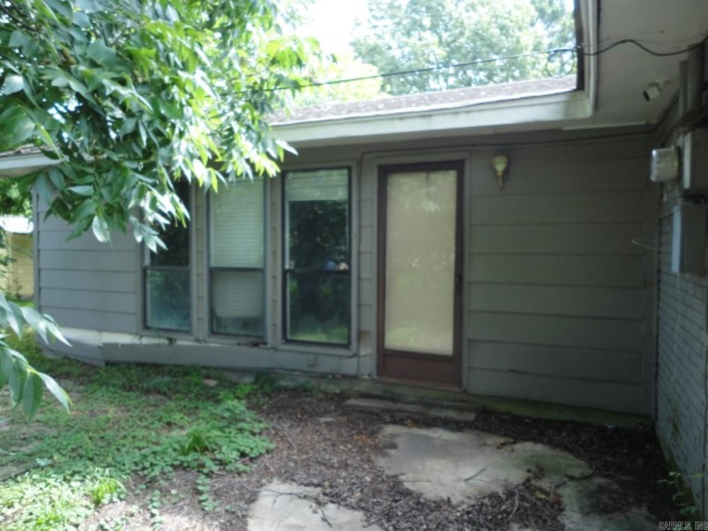 2605 W 37th Avenue Property Photo 4