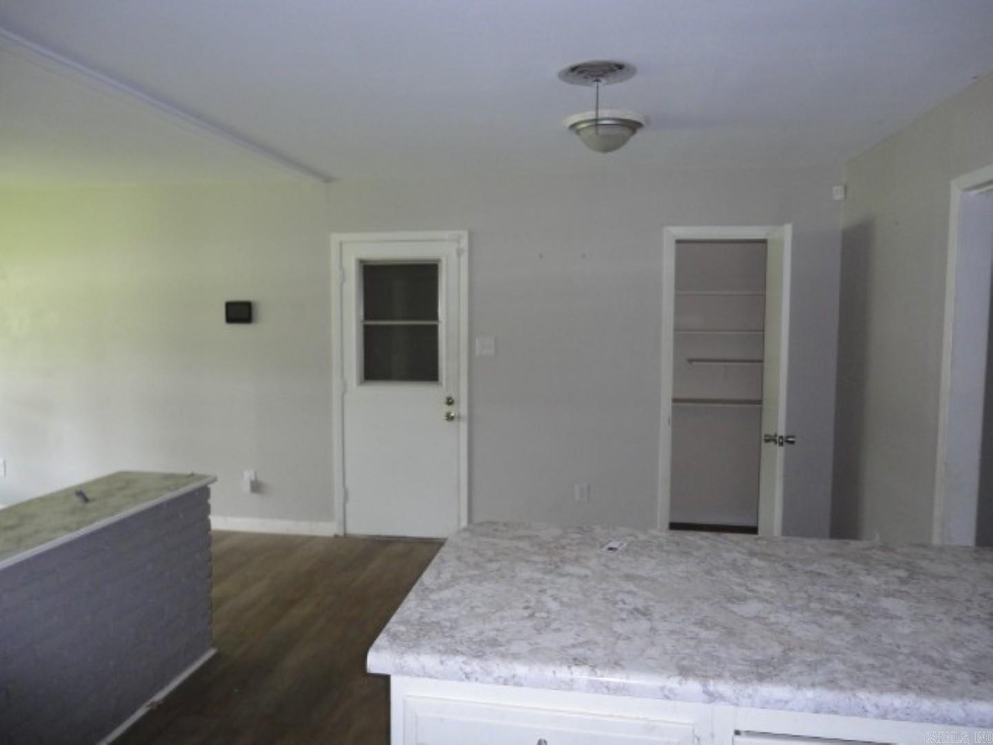 2605 W 37th Avenue Property Photo 9