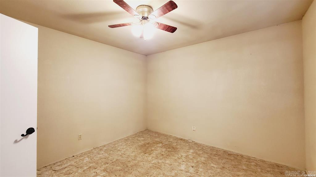 104 Westcliff Terrace Property Photo 9