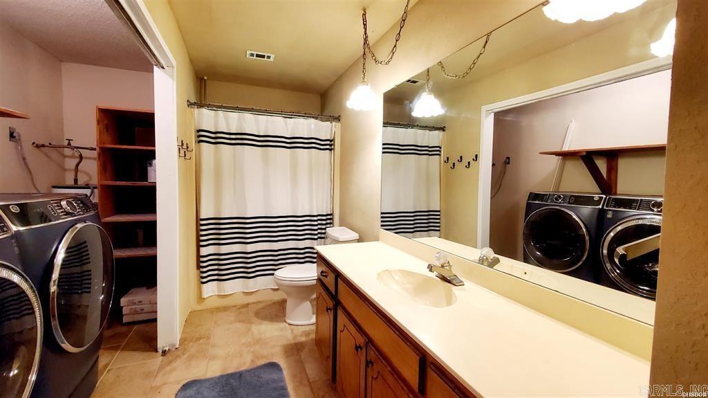 104 Westcliff Terrace Property Photo 14