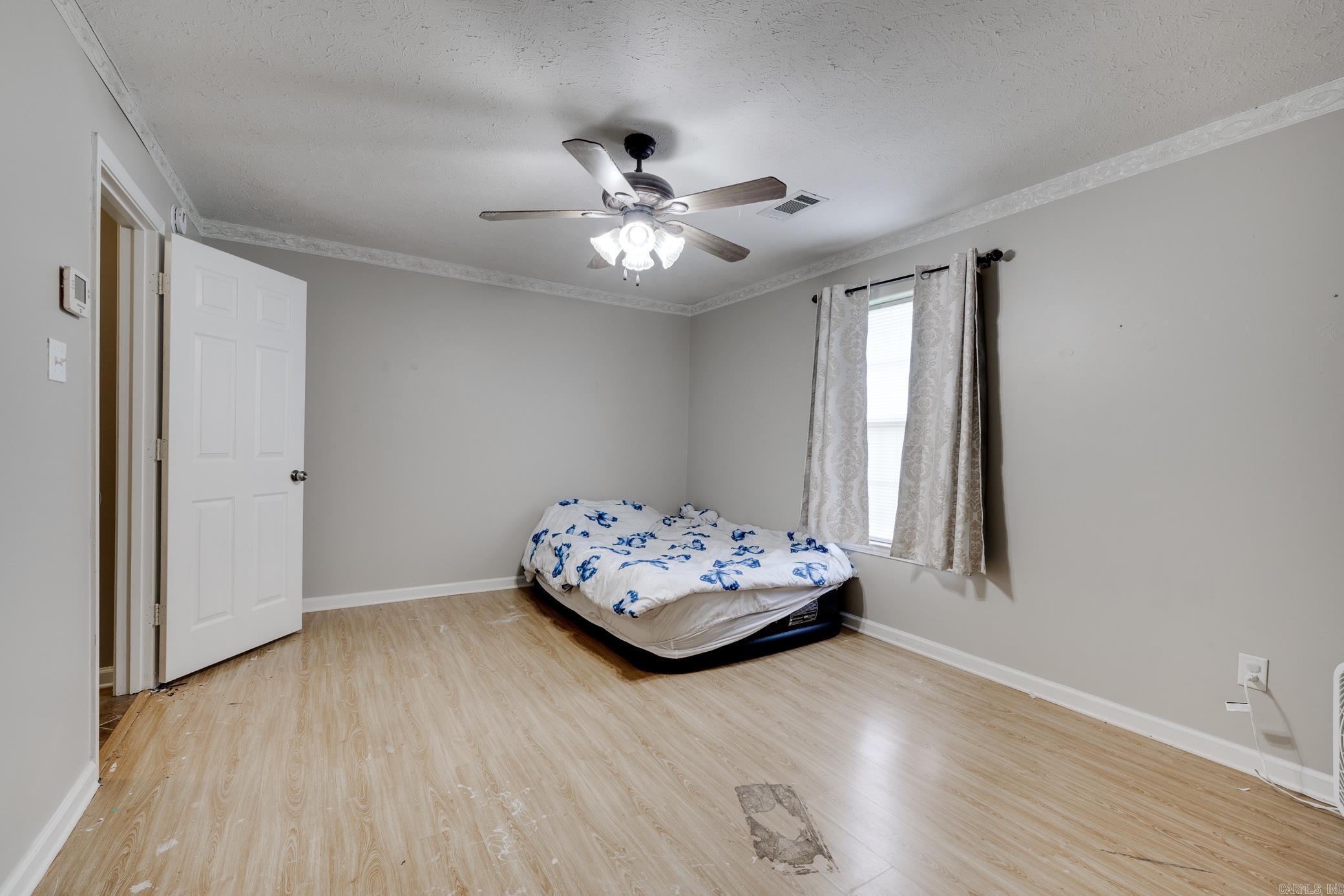 14 Triple J Property Photo 17
