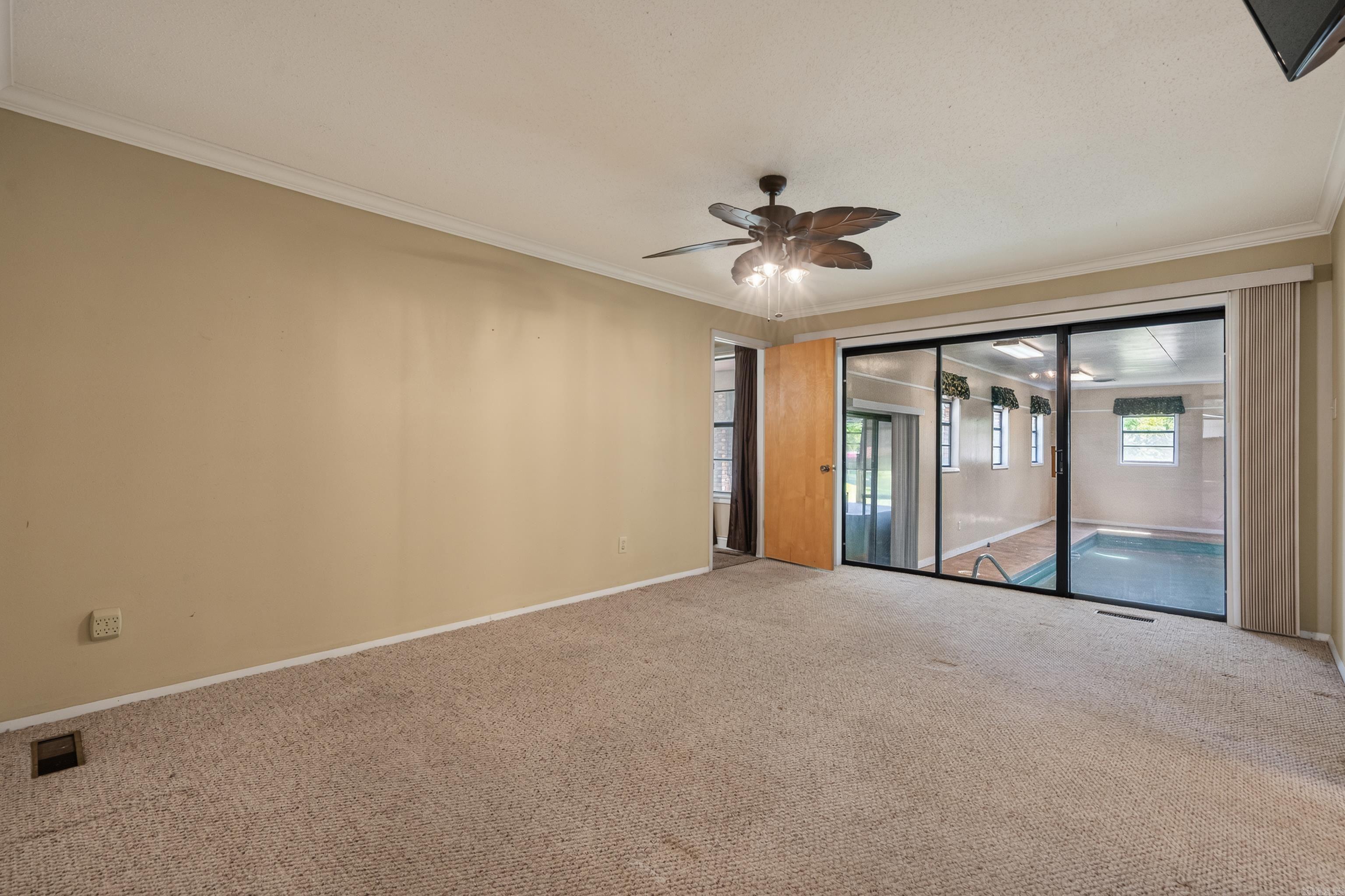 687 Terry Street Property Photo 29