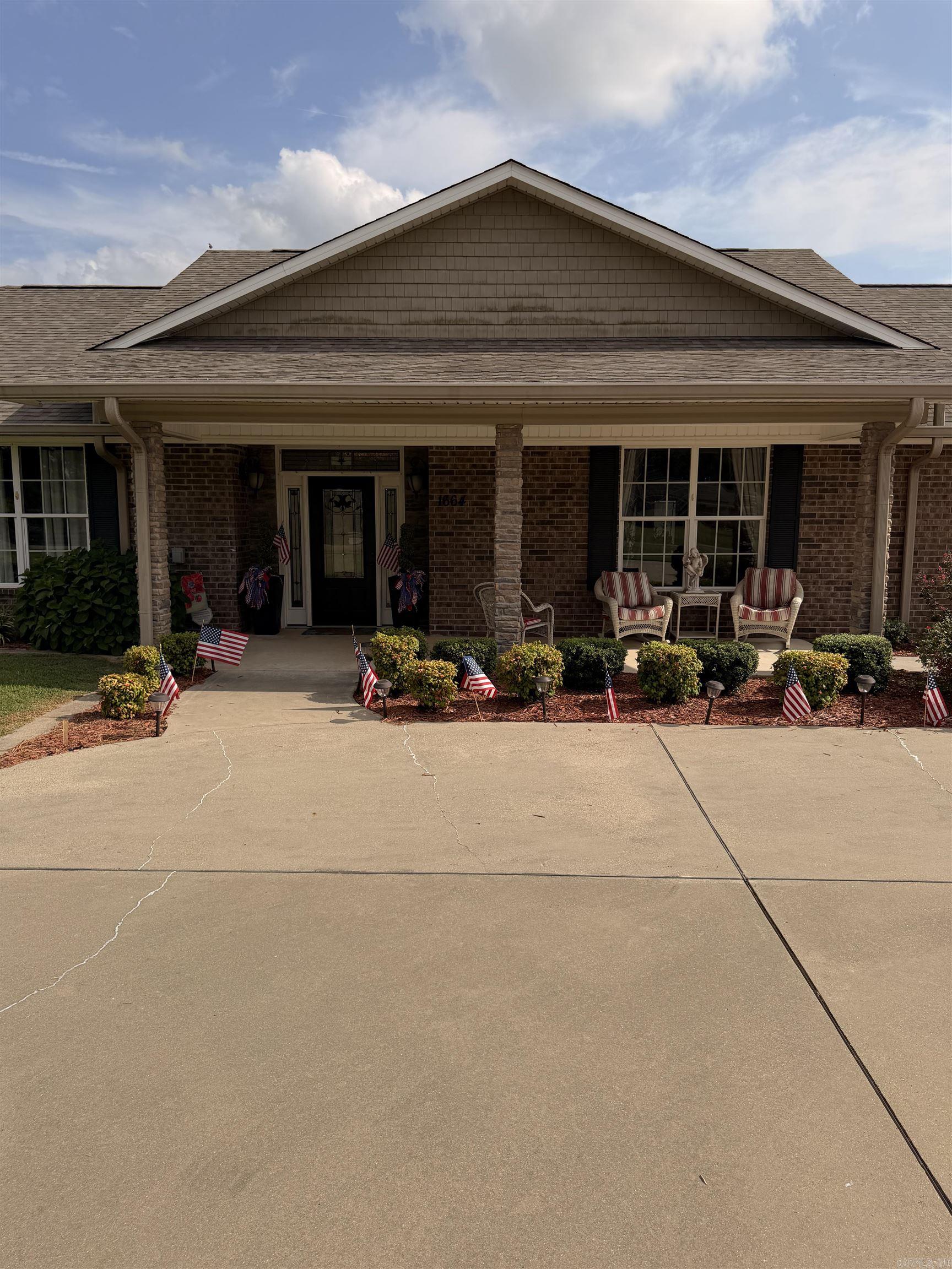 1664 Collins Road Property Photo 3