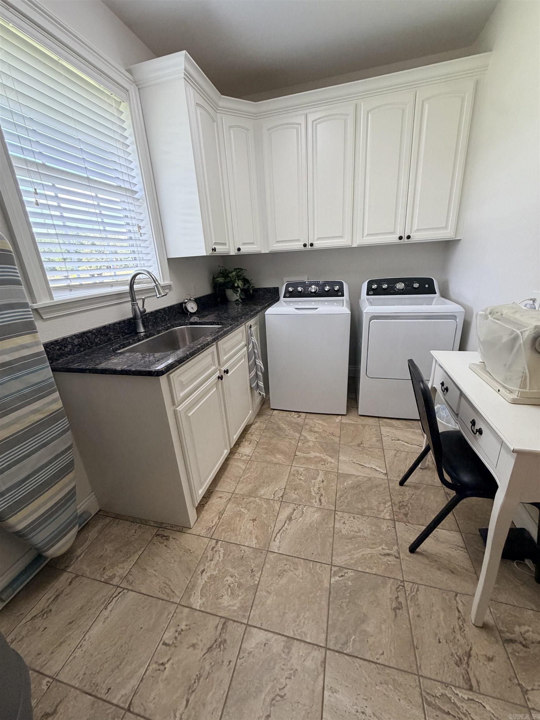 1664 Collins Road Property Photo 17