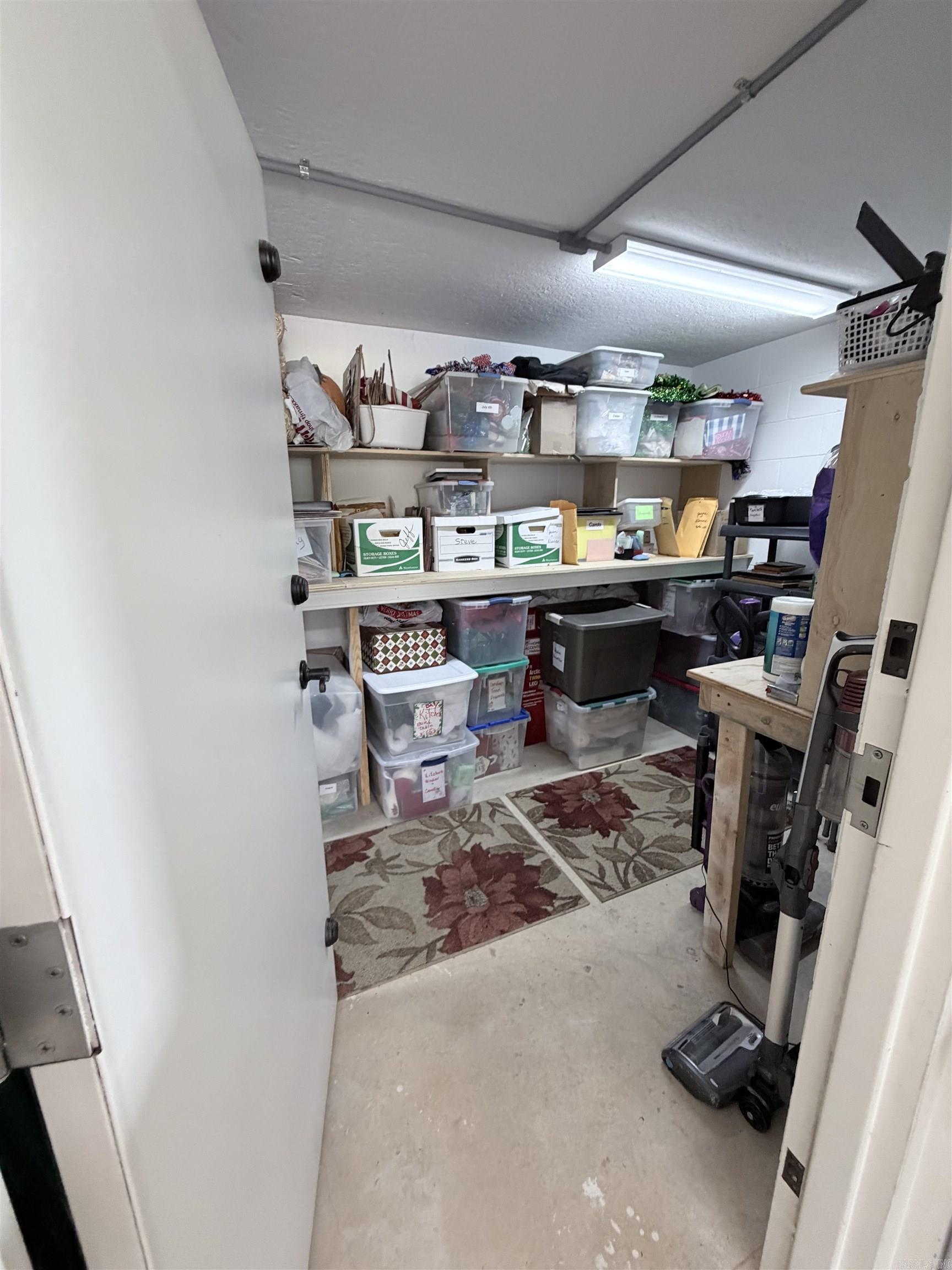 1664 Collins Road Property Photo 34