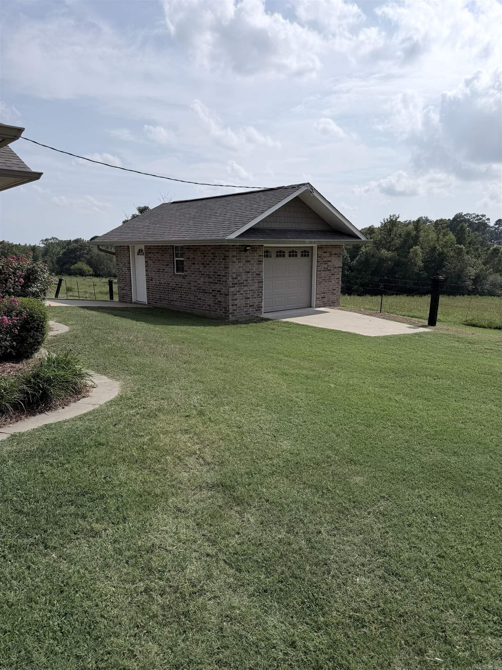 1664 Collins Road Property Photo 38