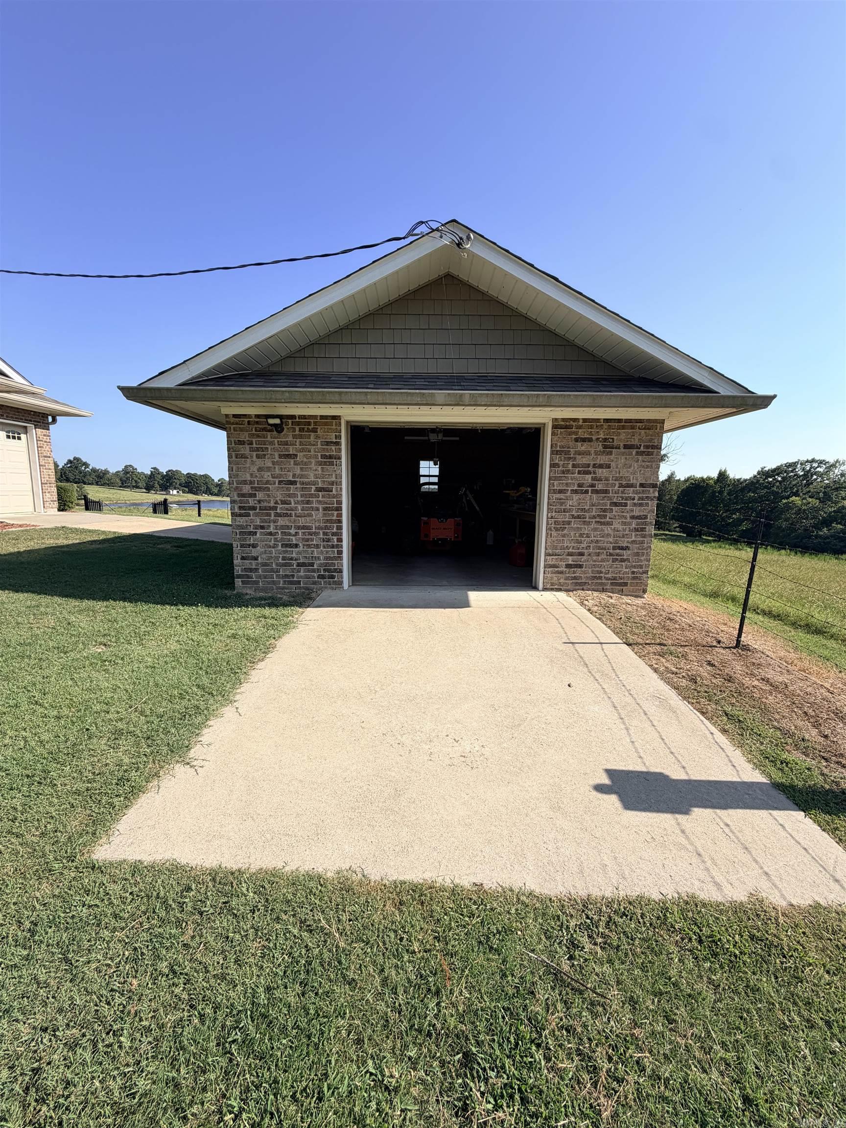 1664 Collins Road Property Photo 40