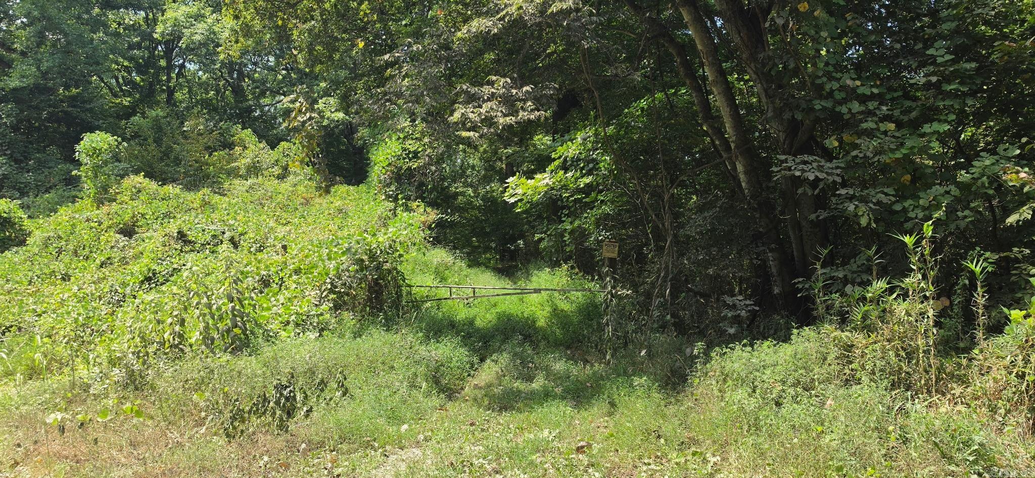 00 Cr 724 Property Photo 2